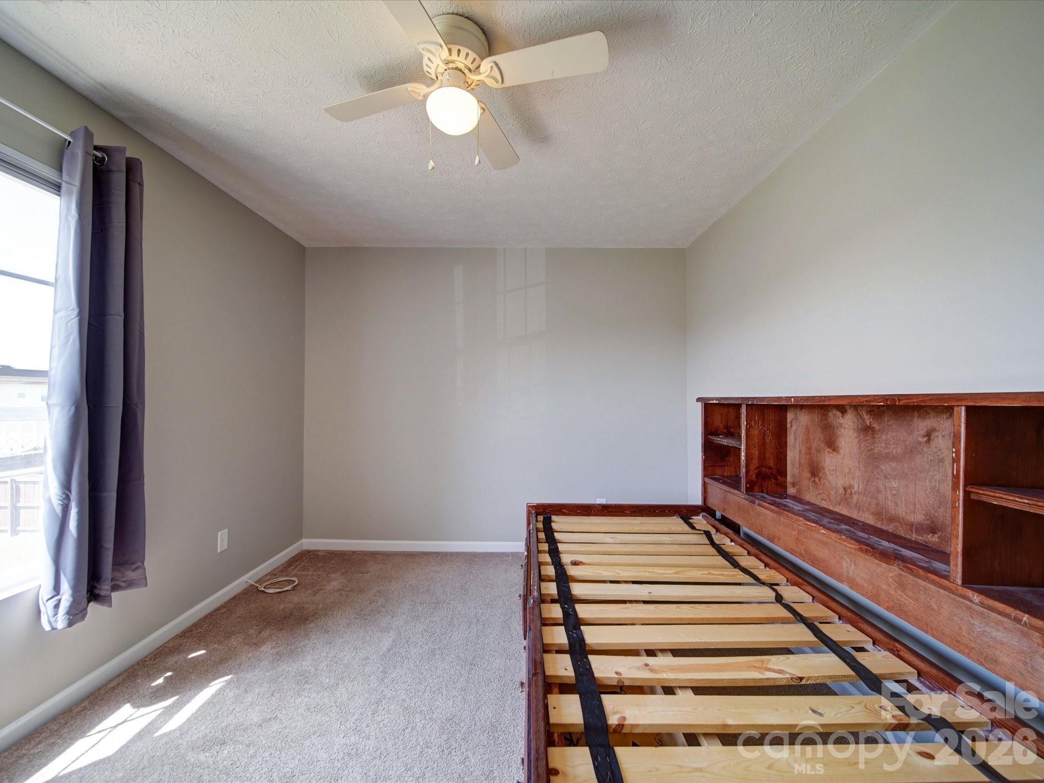 3841 Shasta Circle — Clover