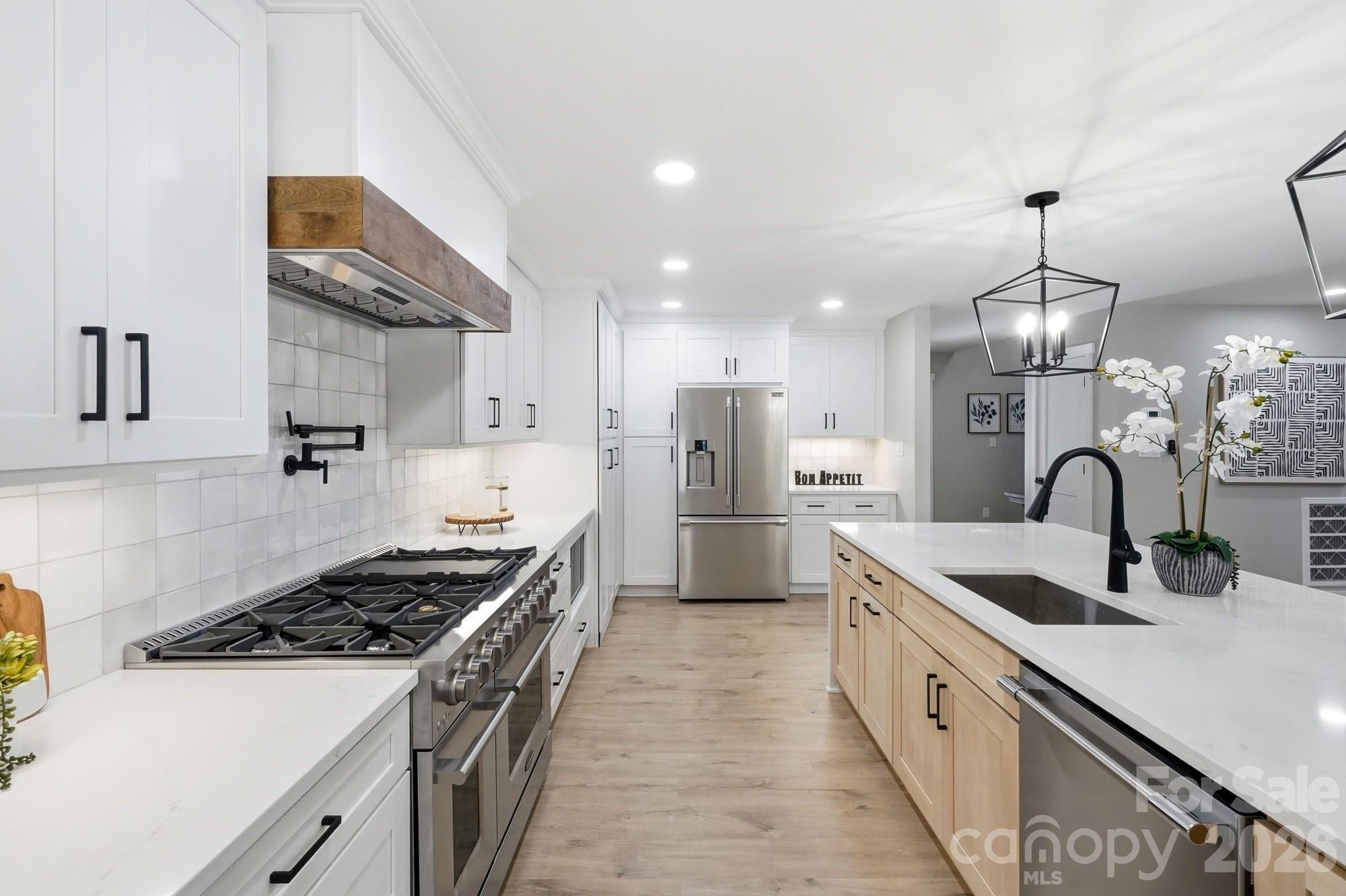 3800 Lovett Circle — Charlotte