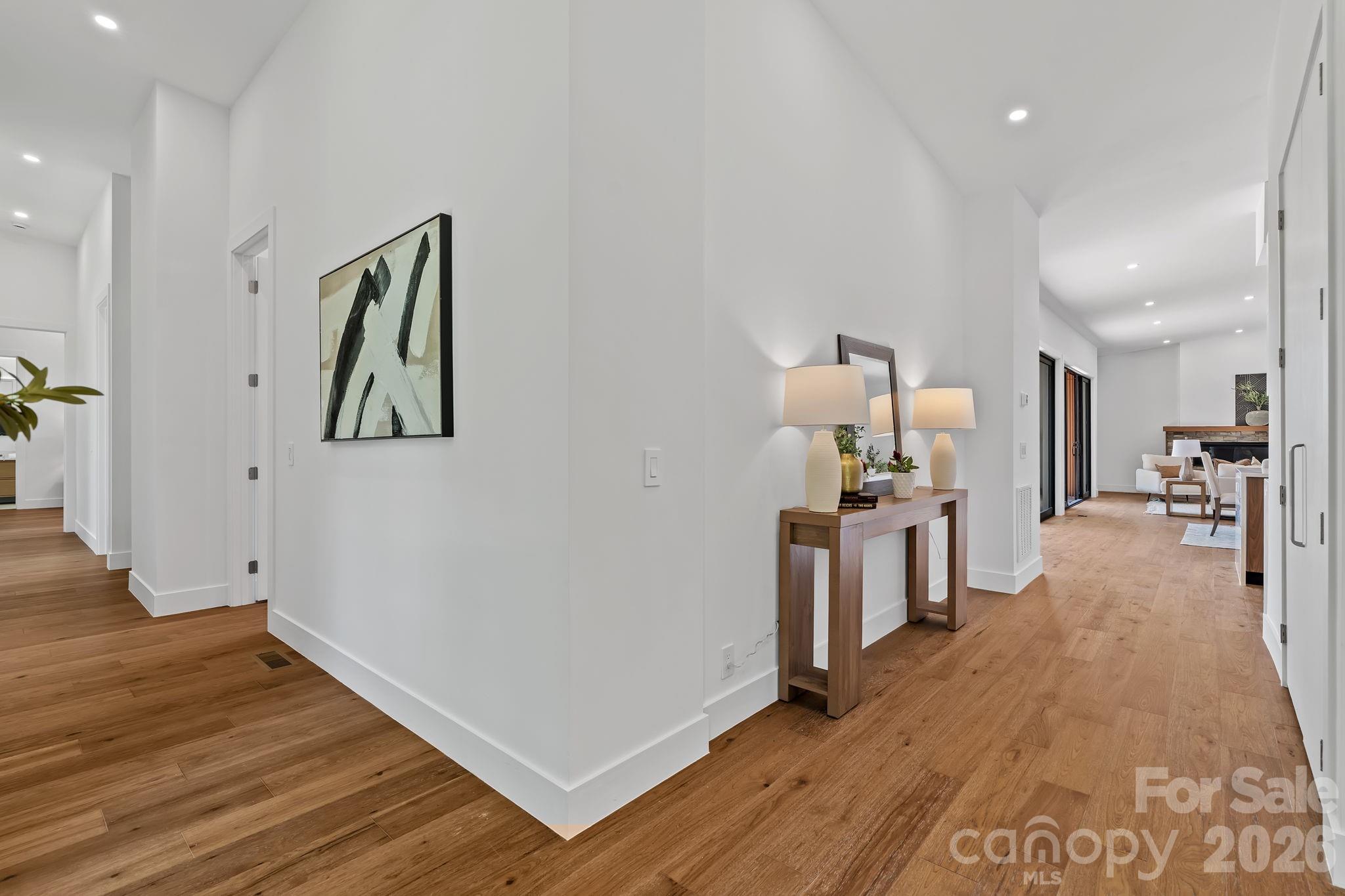 200 Manchester Way — Mills River
