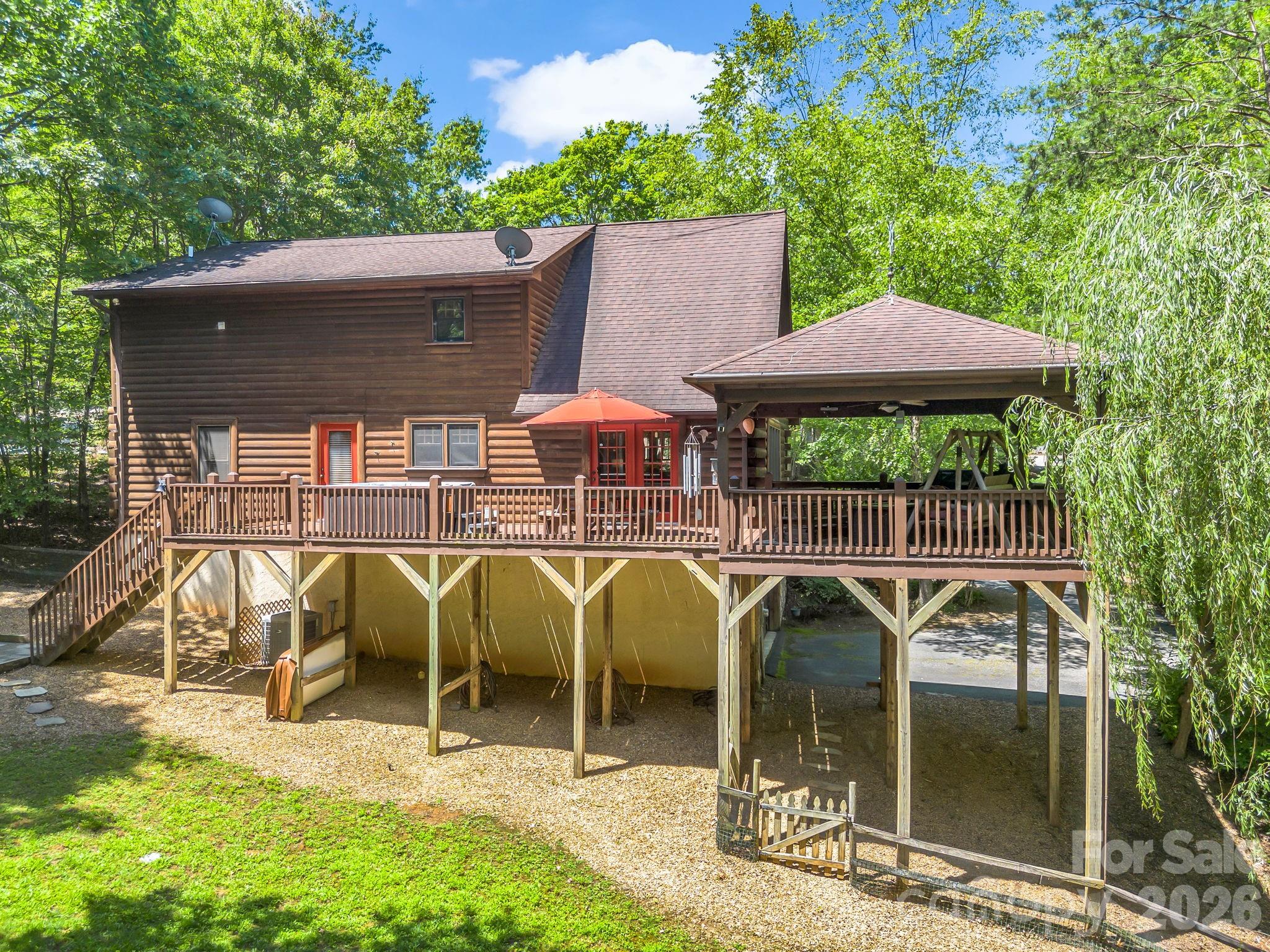 136 Dalton Court — Lake Lure