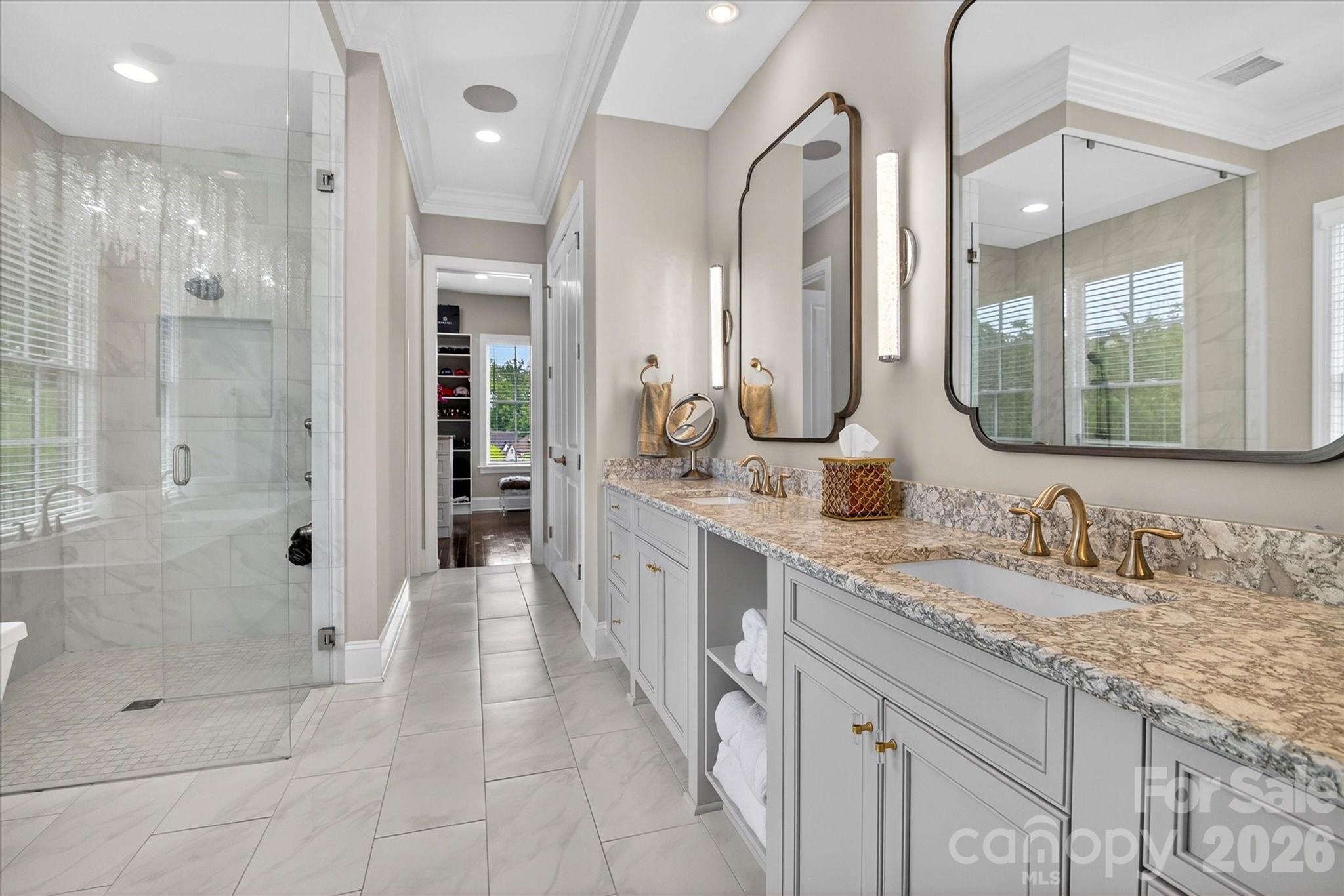 1115 Shelton Oaks Court — Matthews