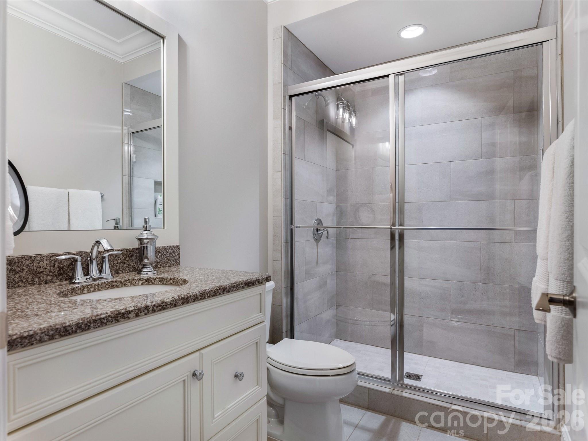 1115 Shelton Oaks Court — Matthews