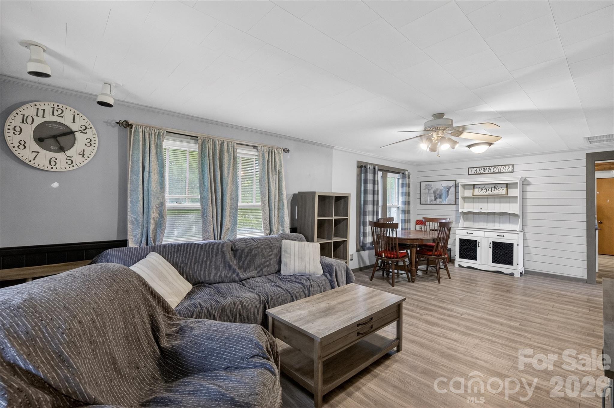 13 E Murray Street — Maiden