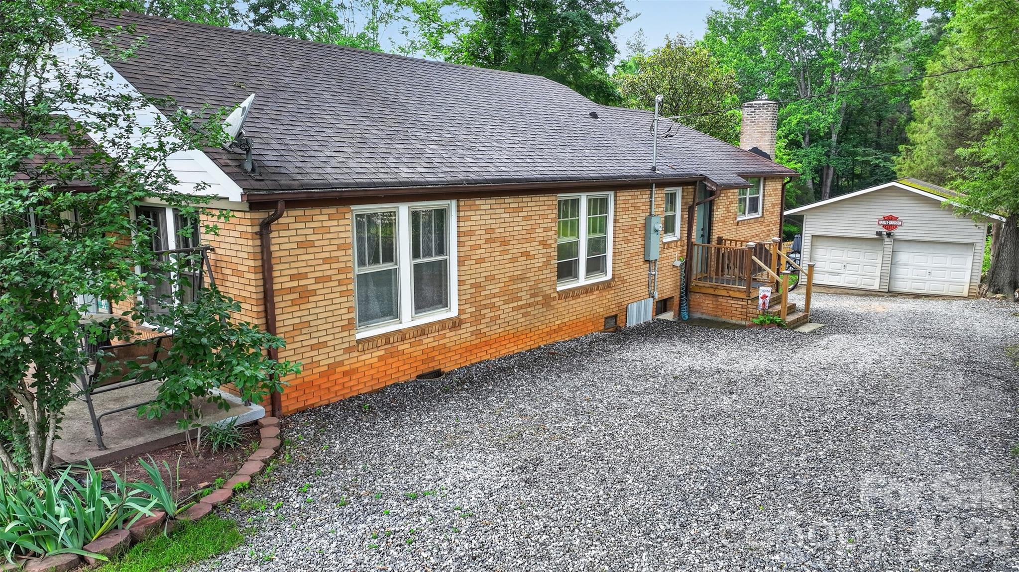 13 E Murray Street — Maiden