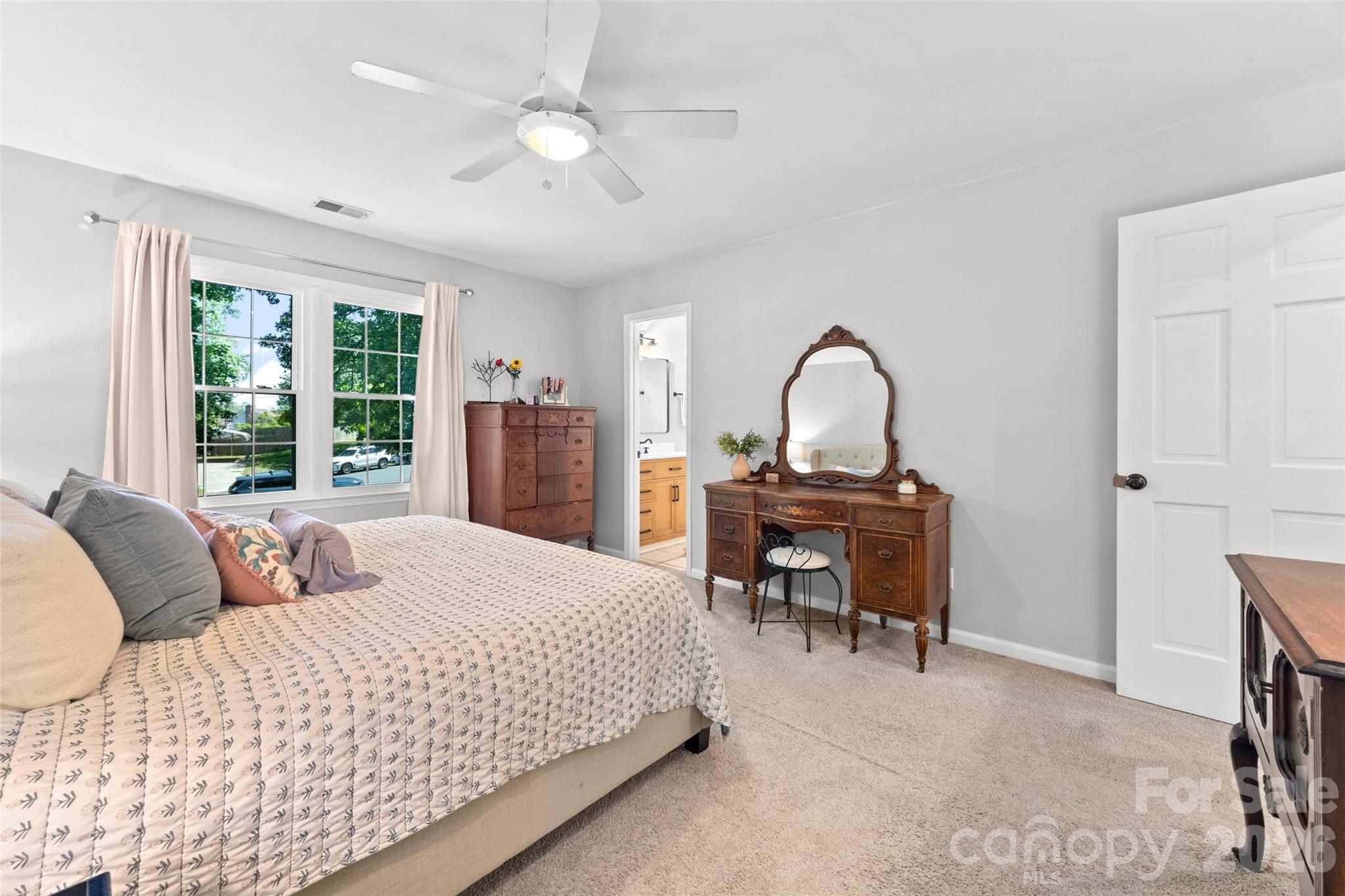 10924 Pampas Circle — Charlotte