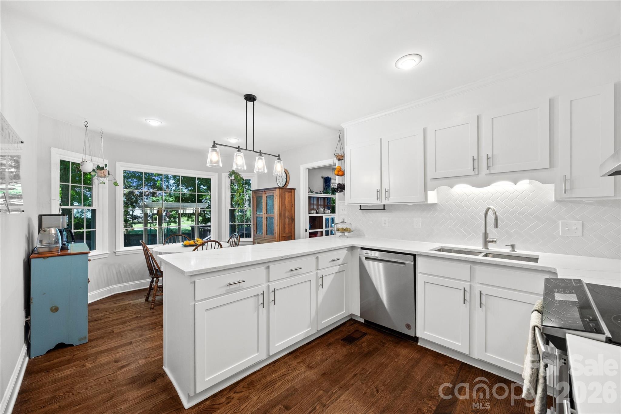 10924 Pampas Circle — Charlotte