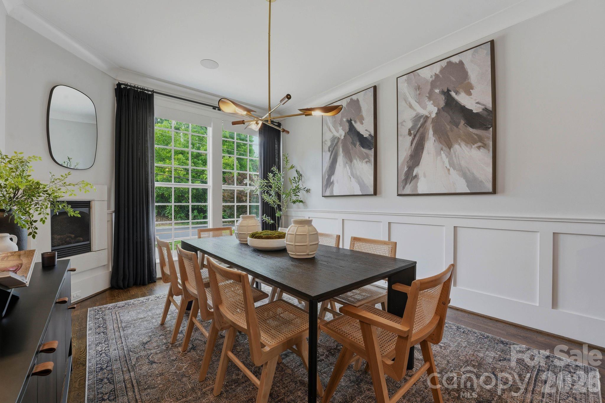812 Ideal Way — Charlotte