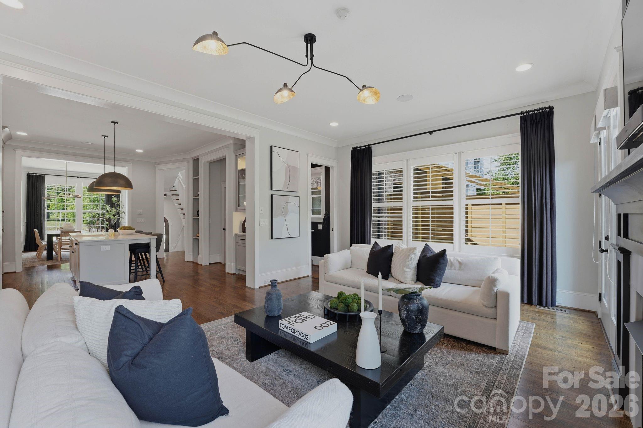 812 Ideal Way — Charlotte