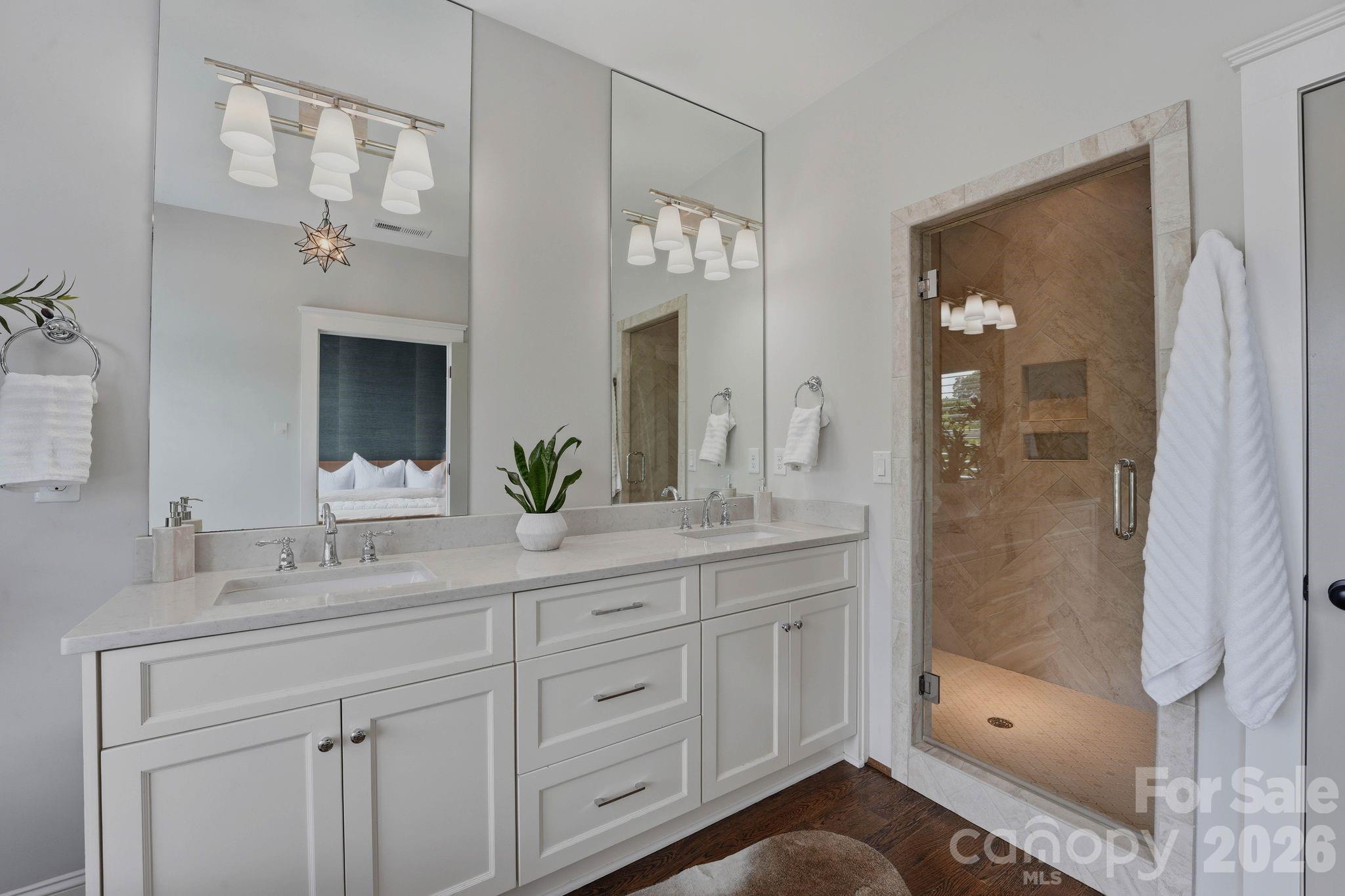 812 Ideal Way — Charlotte