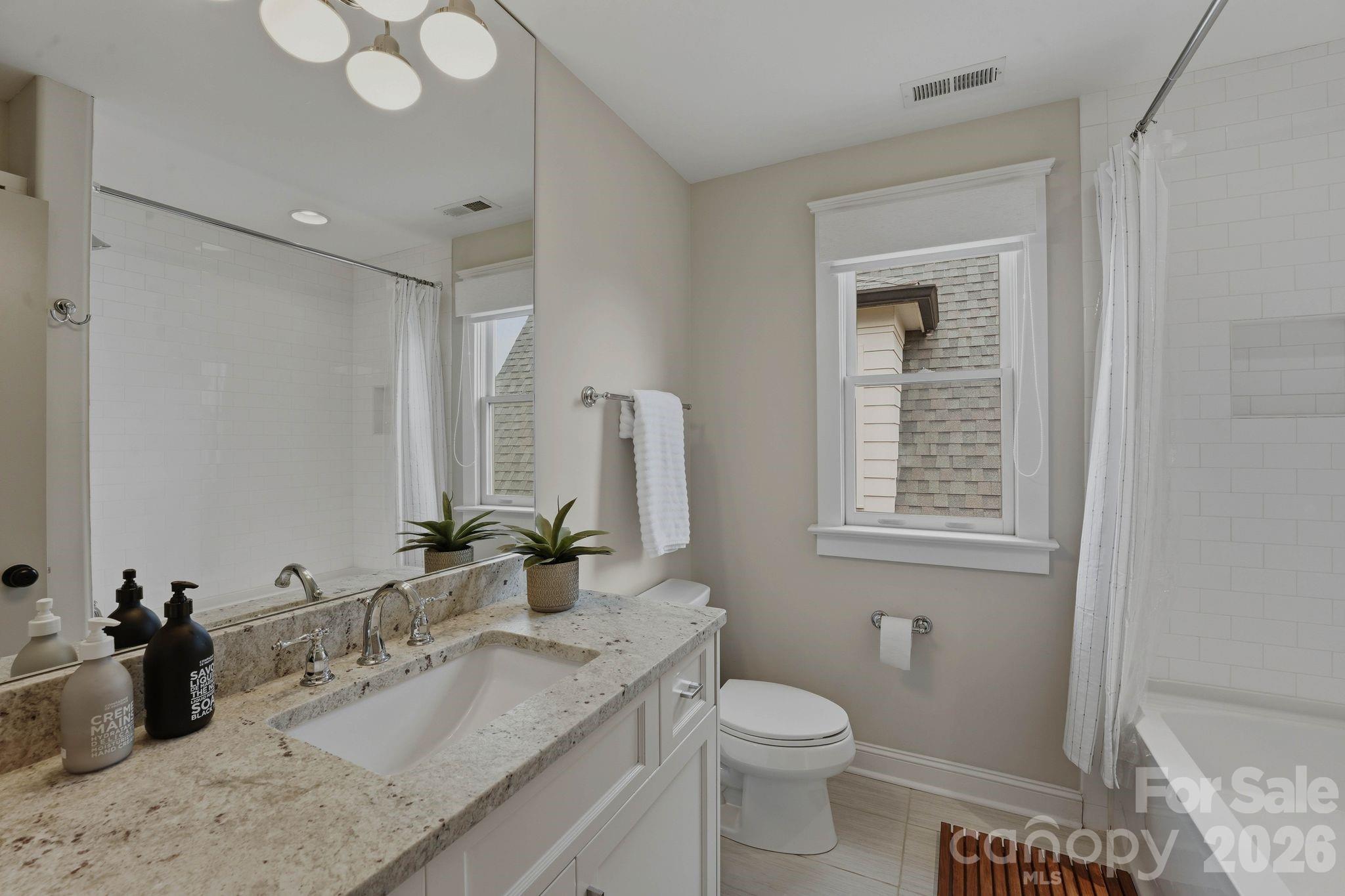 812 Ideal Way — Charlotte