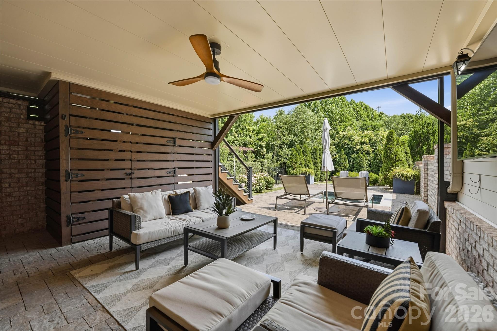 812 Ideal Way — Charlotte