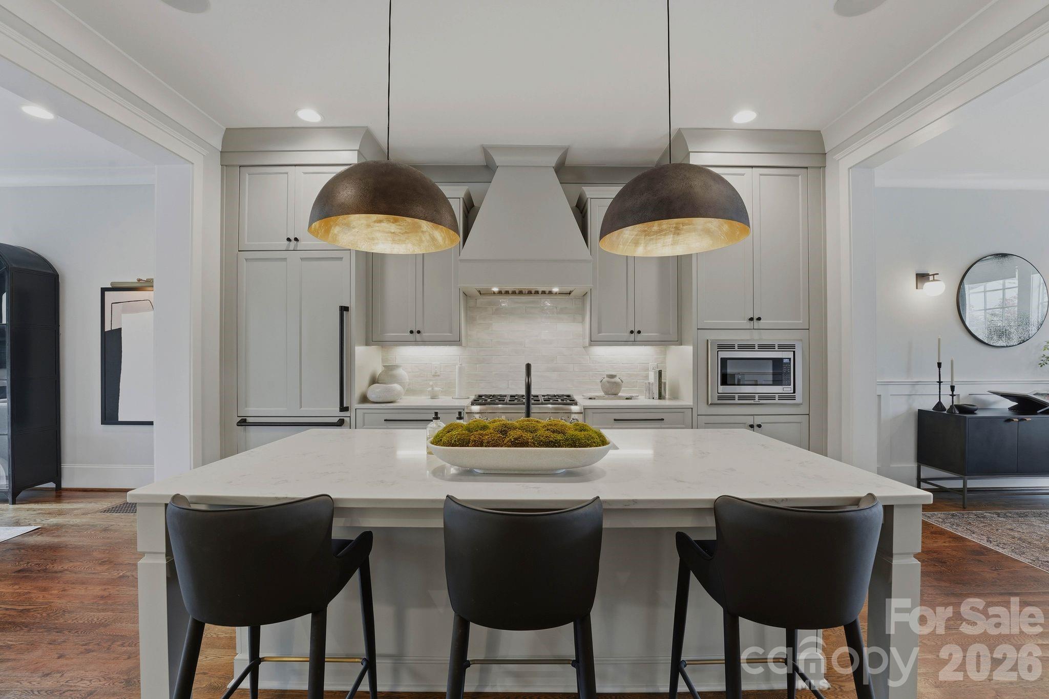 812 Ideal Way — Charlotte