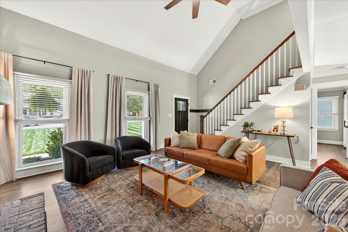 9018 Hunters Pointe Drive — Huntersville