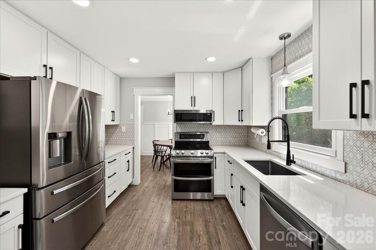 9018 Hunters Pointe Drive — Huntersville
