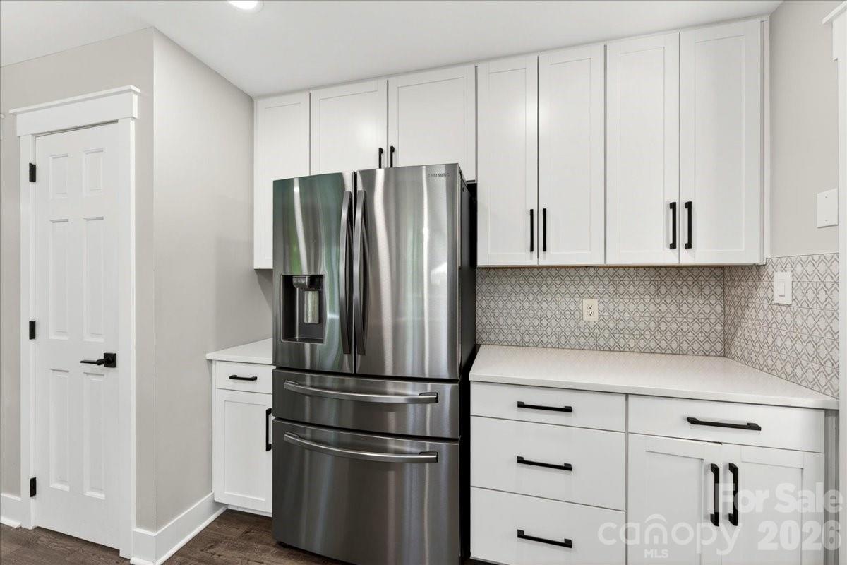 9018 Hunters Pointe Drive — Huntersville