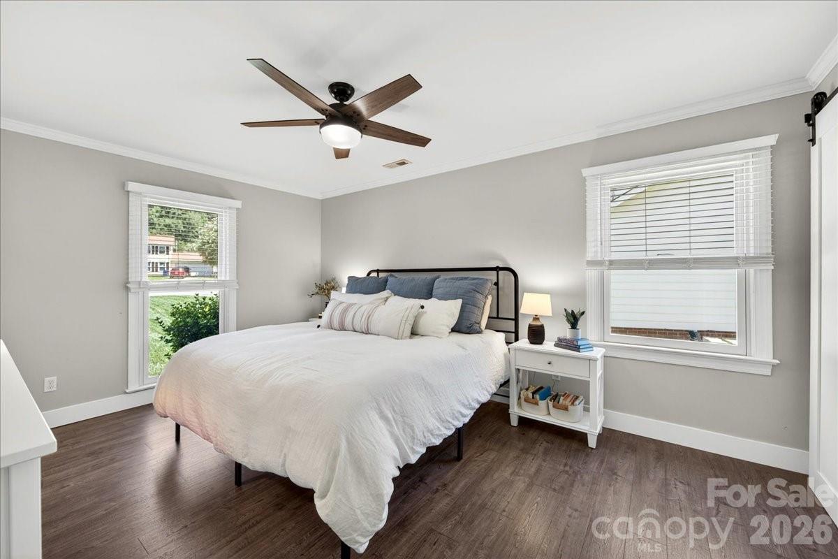 9018 Hunters Pointe Drive — Huntersville