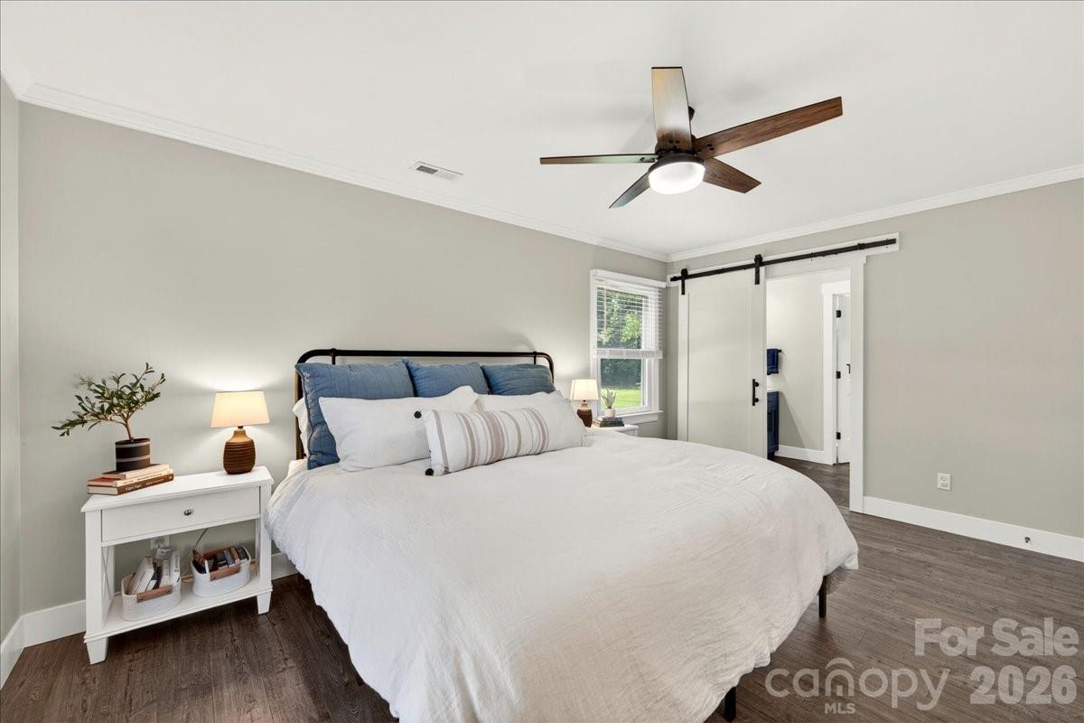 9018 Hunters Pointe Drive — Huntersville