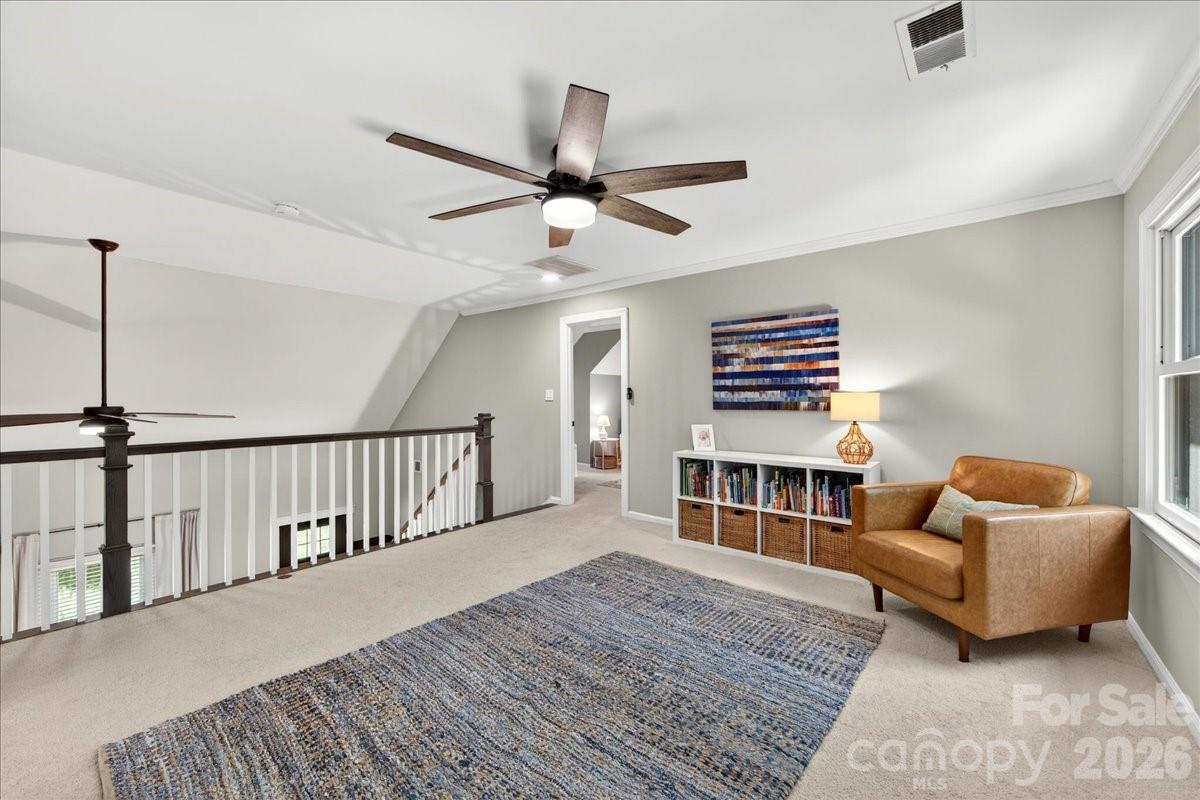 9018 Hunters Pointe Drive — Huntersville