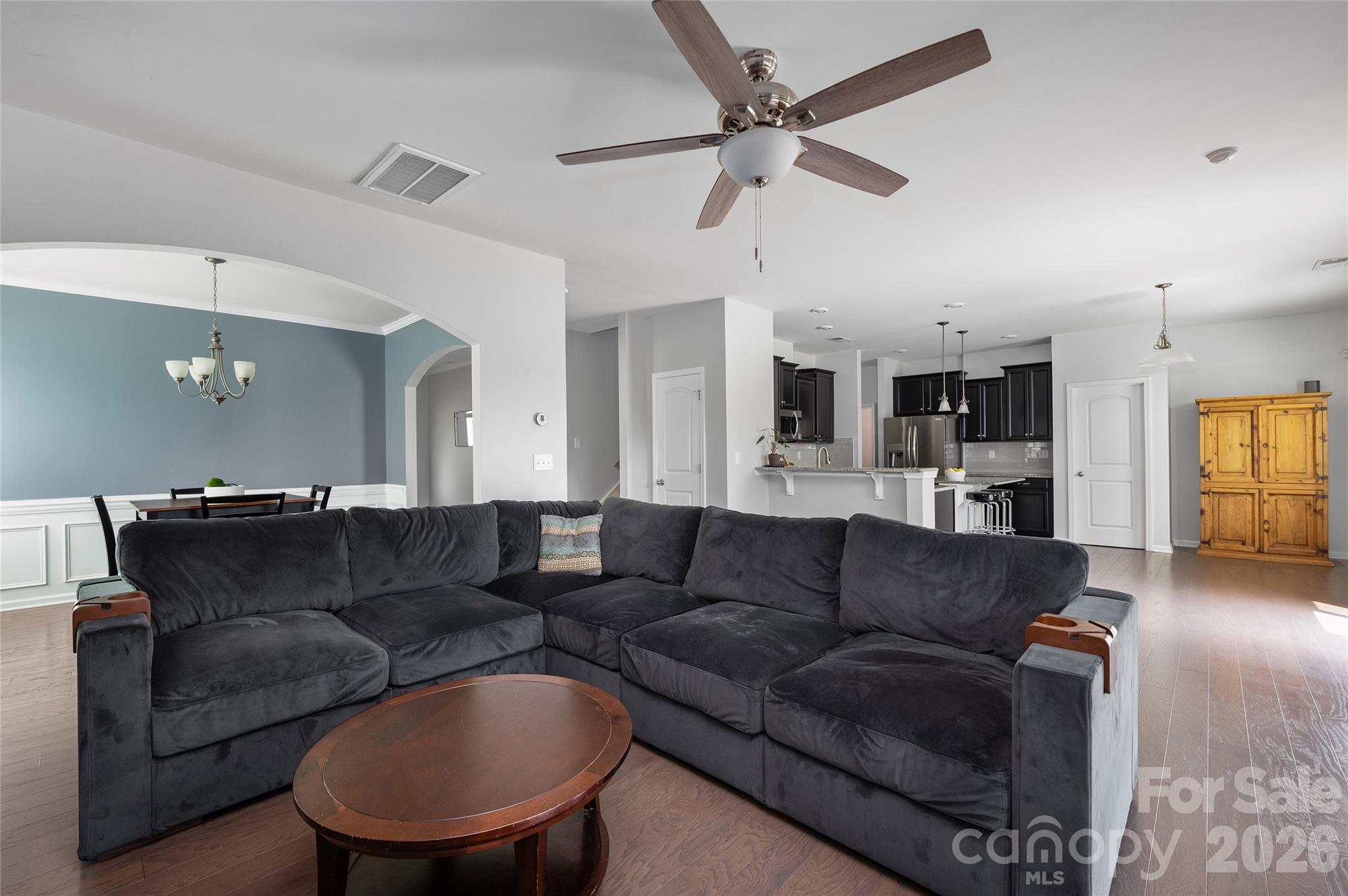 11119 Grenfell Avenue — Huntersville