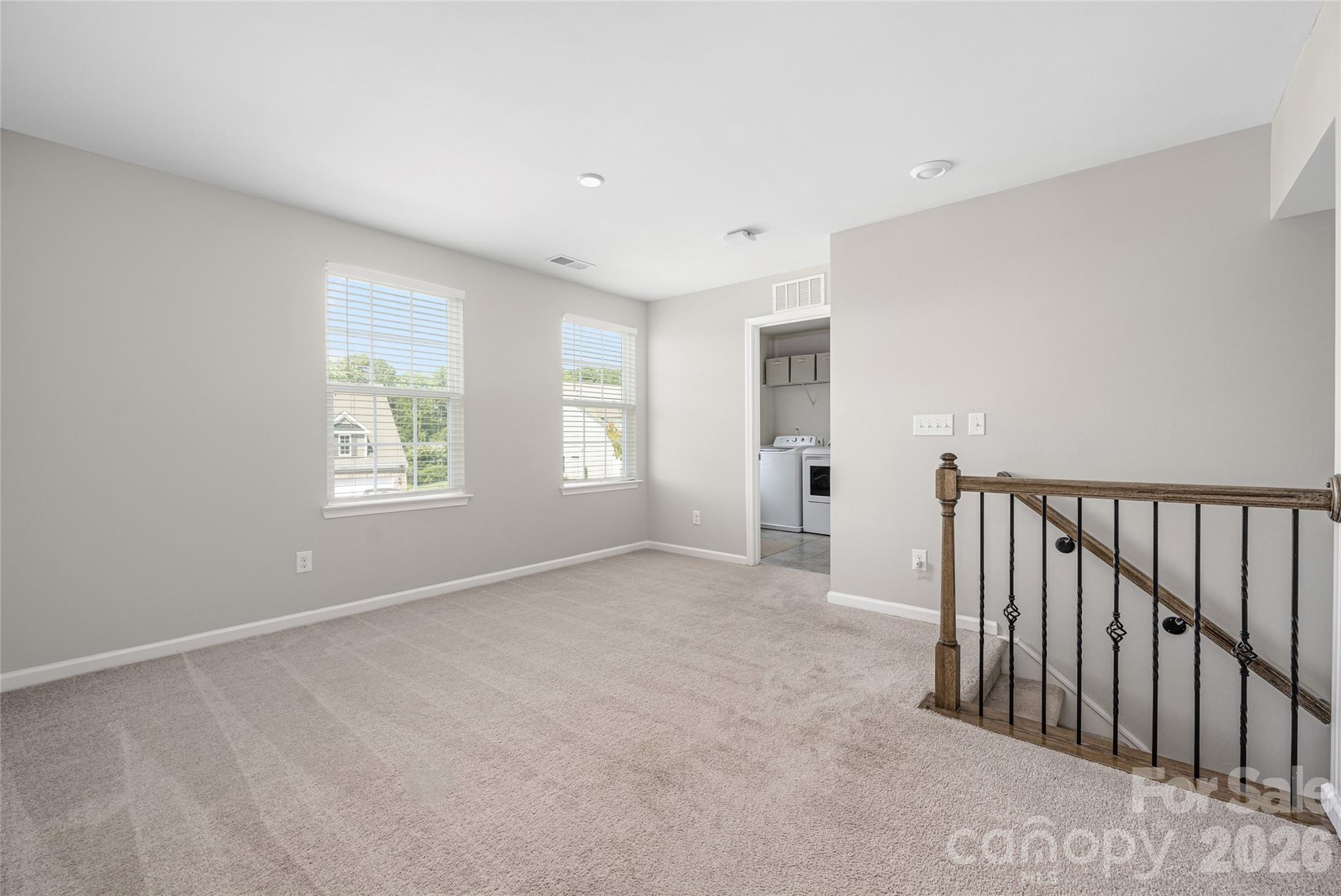 11119 Grenfell Avenue — Huntersville