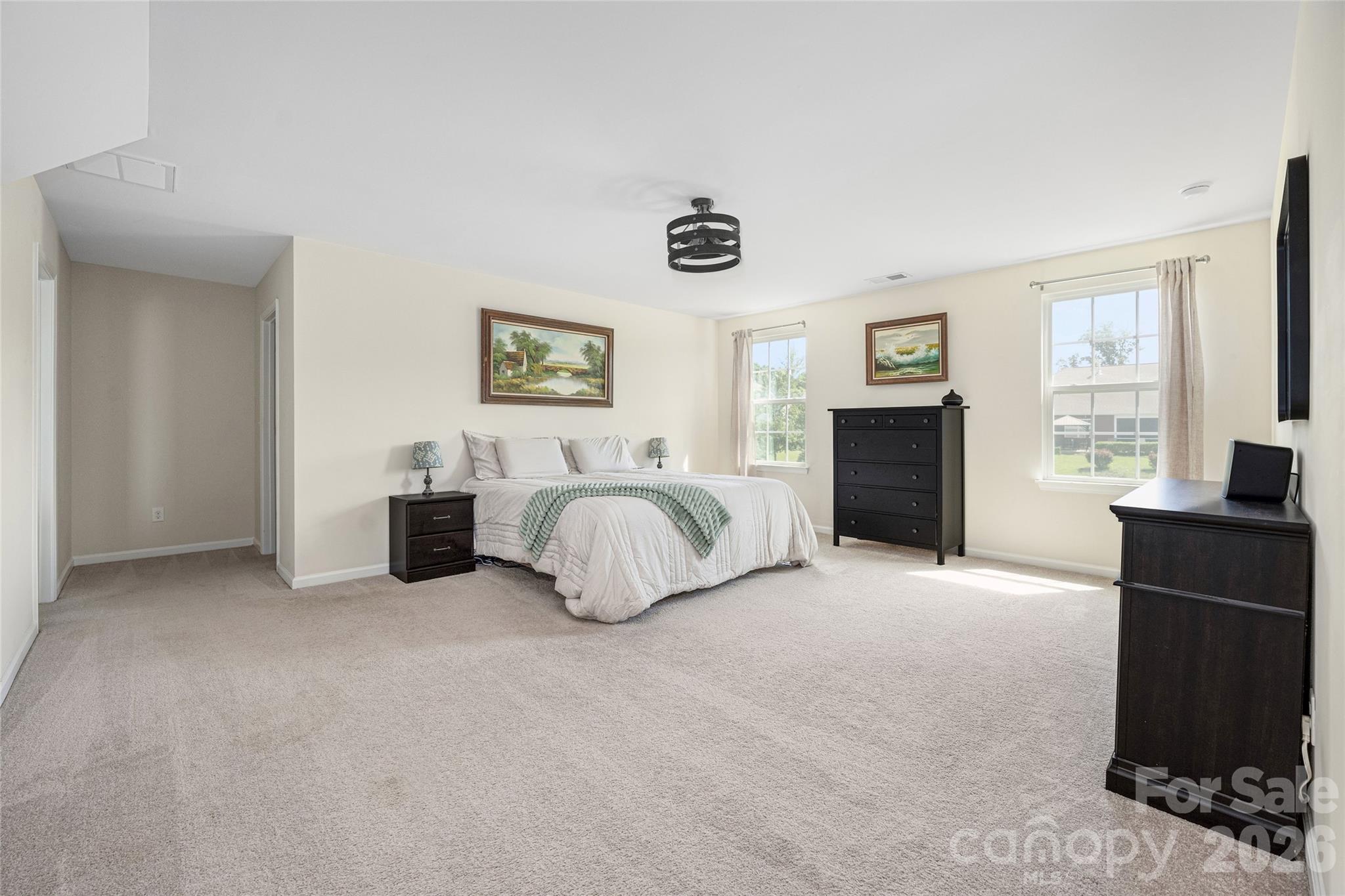 11119 Grenfell Avenue — Huntersville