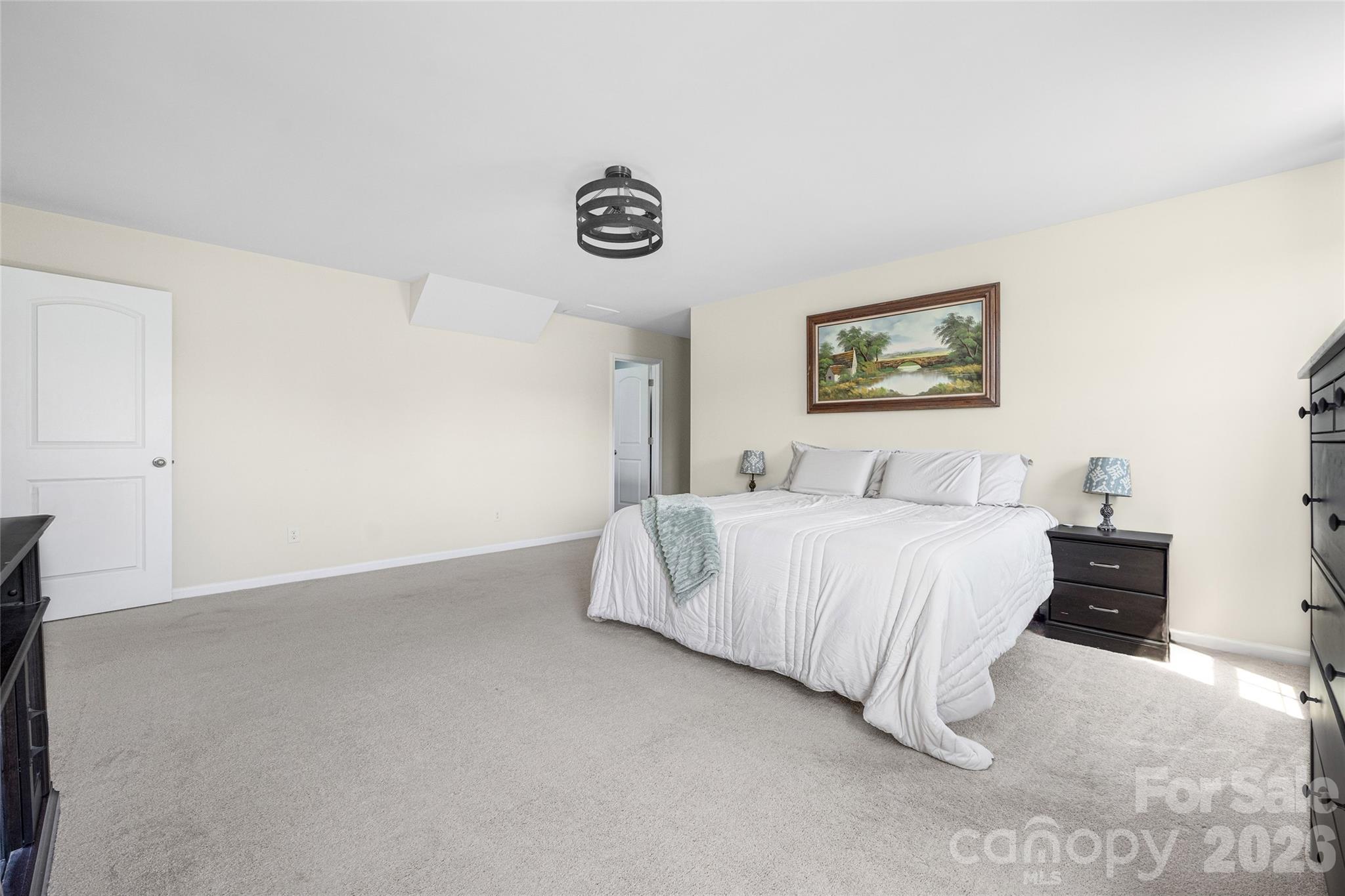 11119 Grenfell Avenue — Huntersville