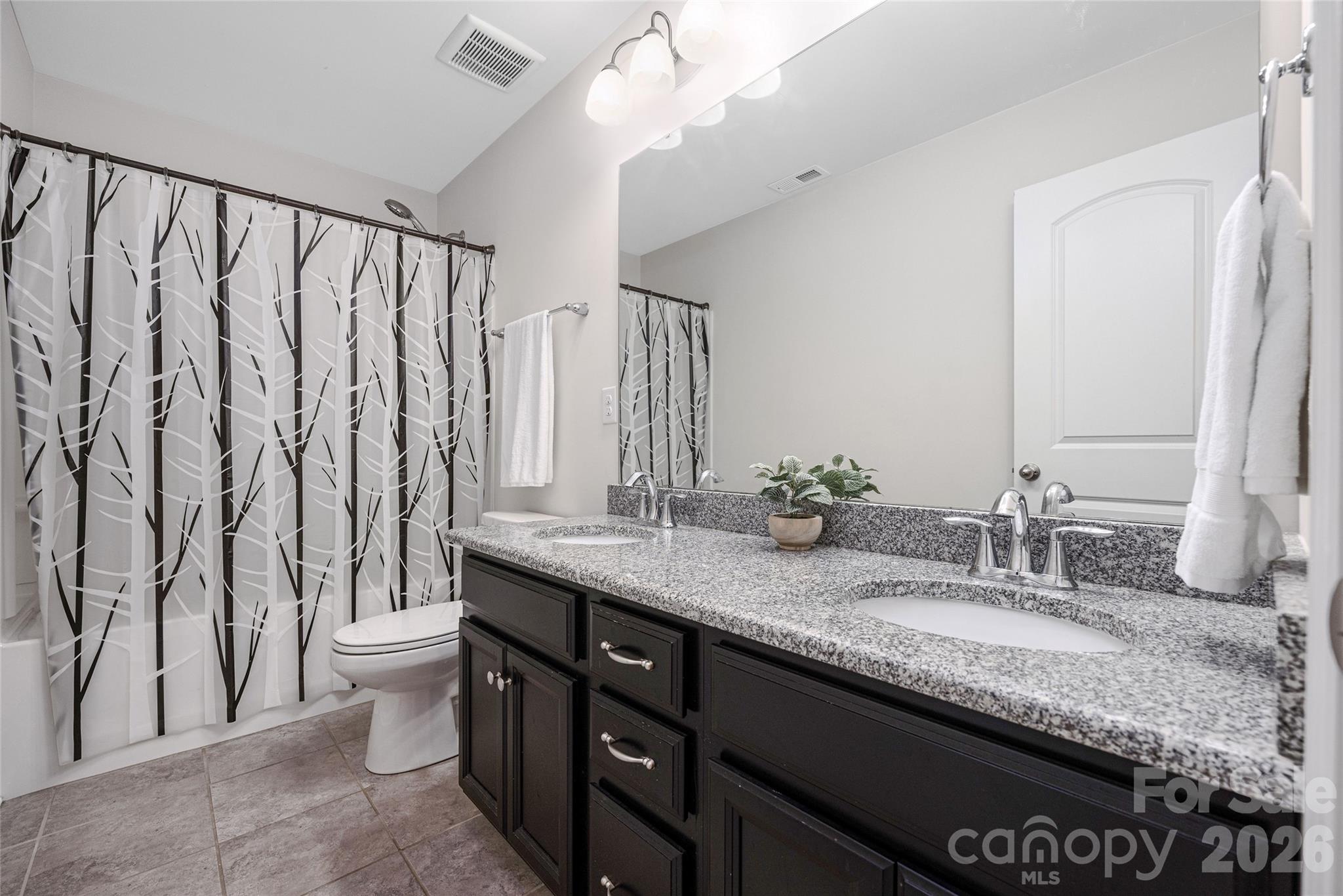11119 Grenfell Avenue — Huntersville