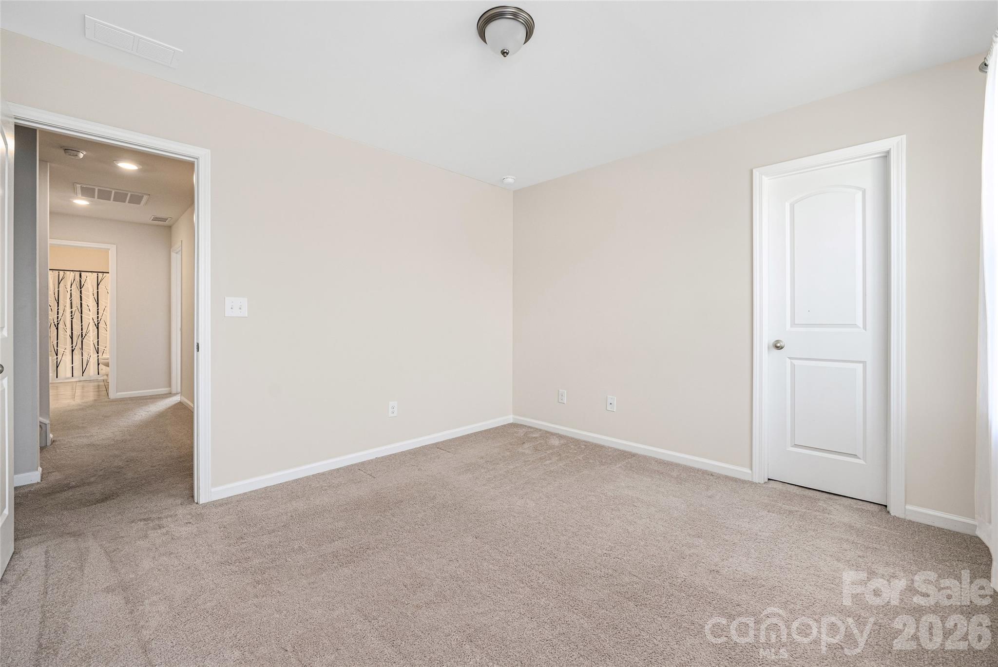 11119 Grenfell Avenue — Huntersville