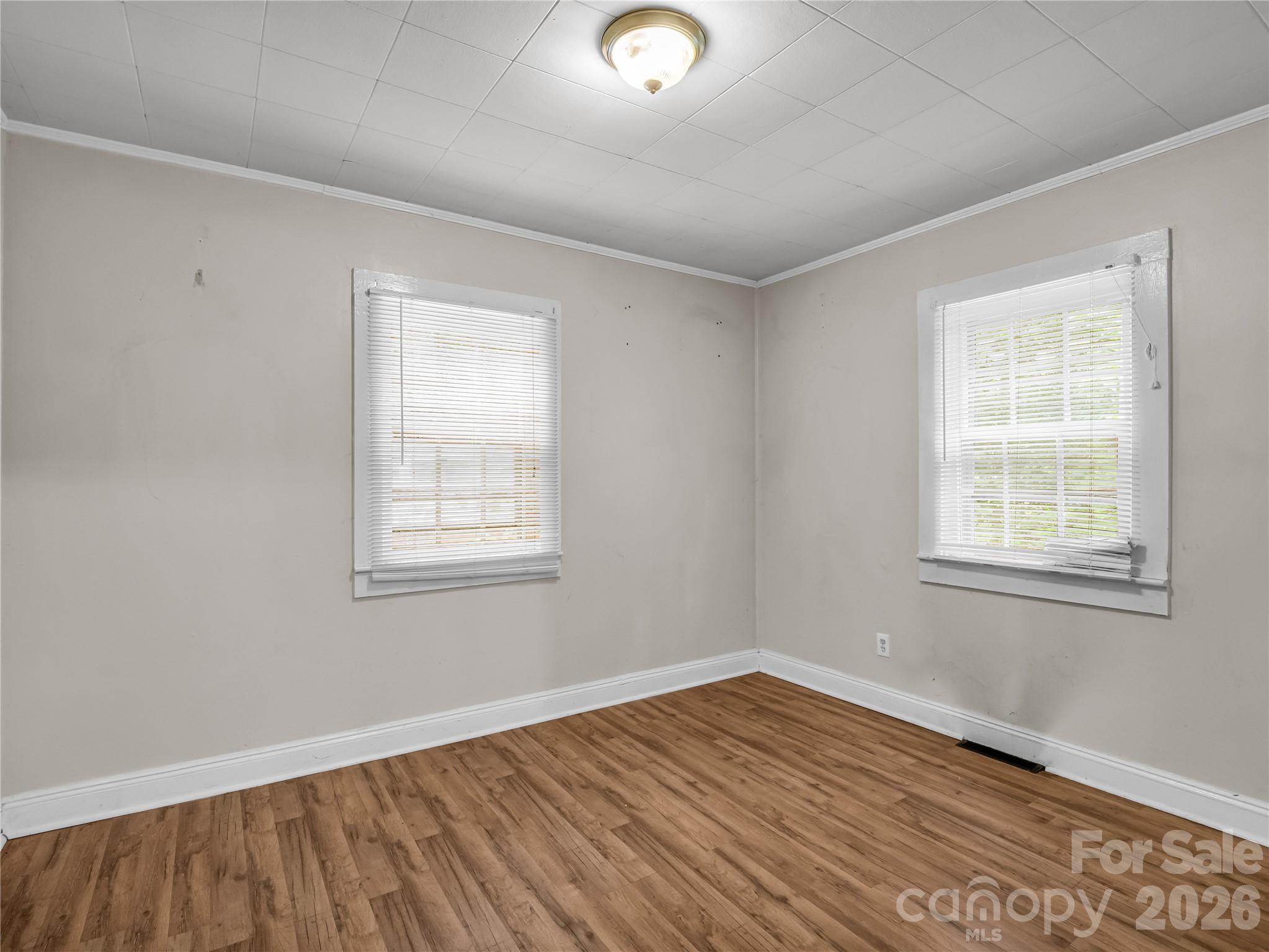 203 California Street — Spindale