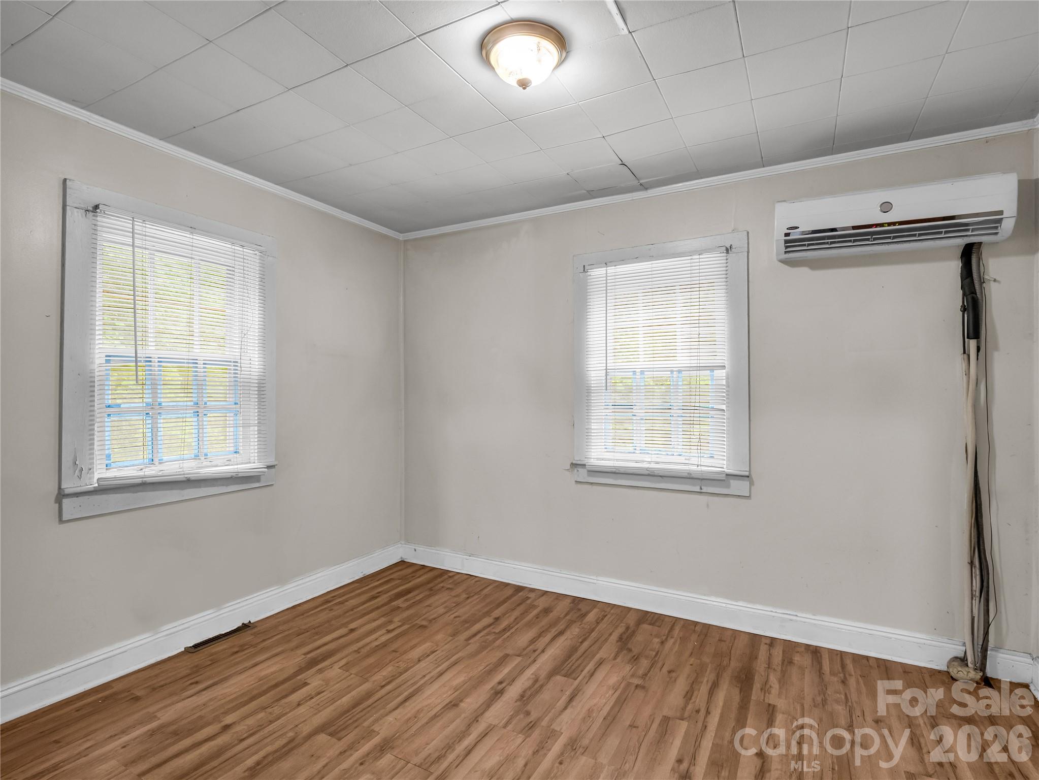 203 California Street — Spindale