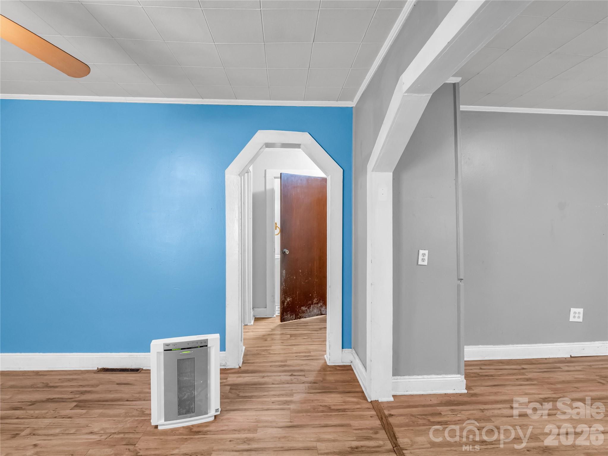 203 California Street — Spindale