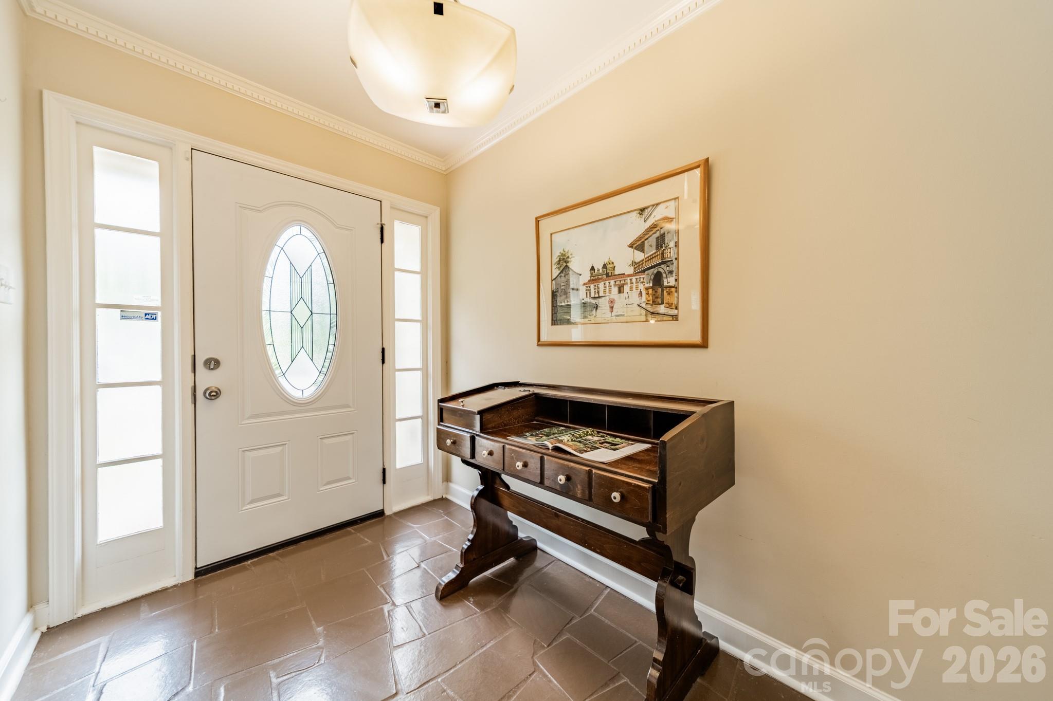 5522 Sharon Road — Charlotte