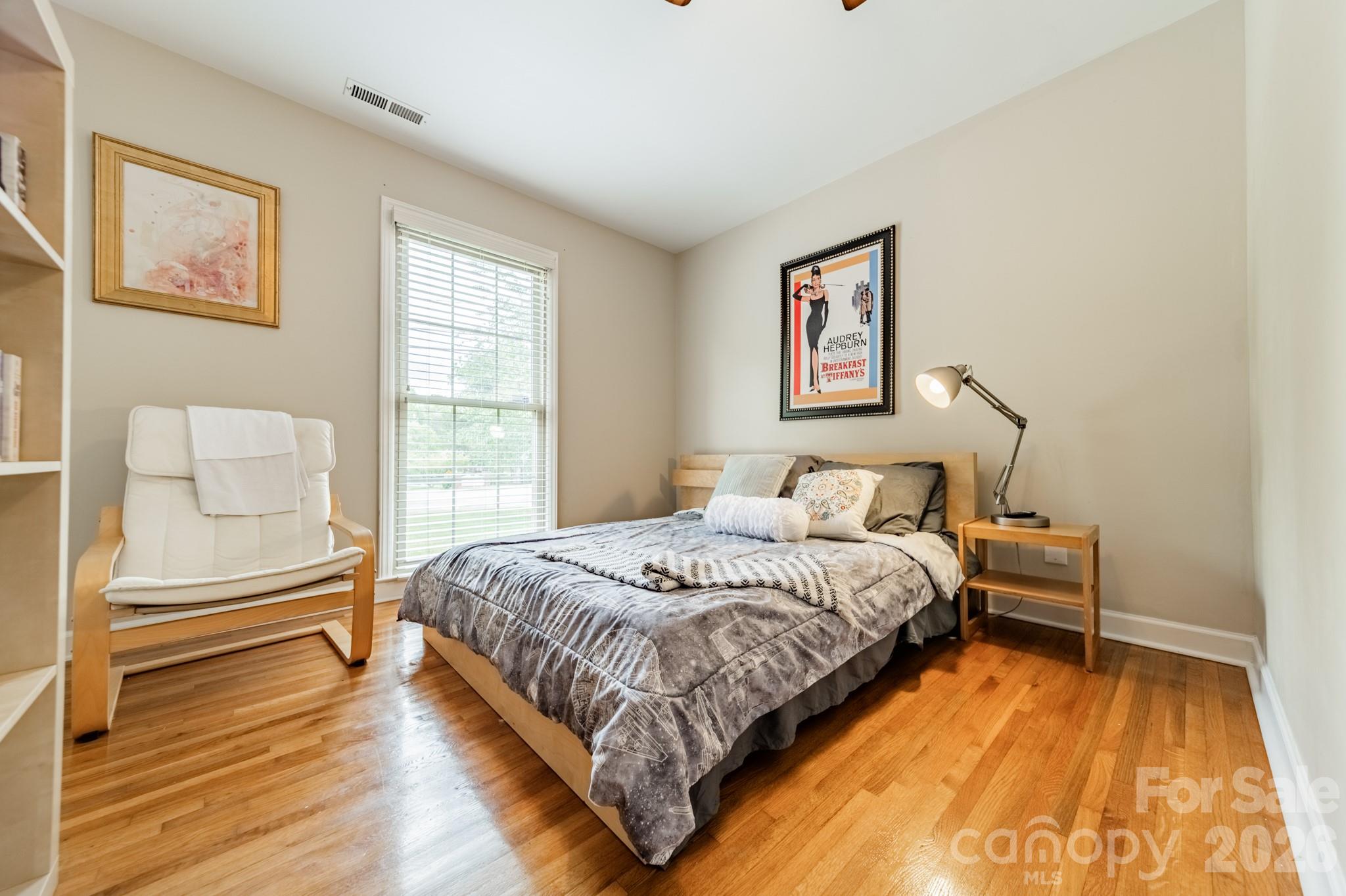 5522 Sharon Road — Charlotte