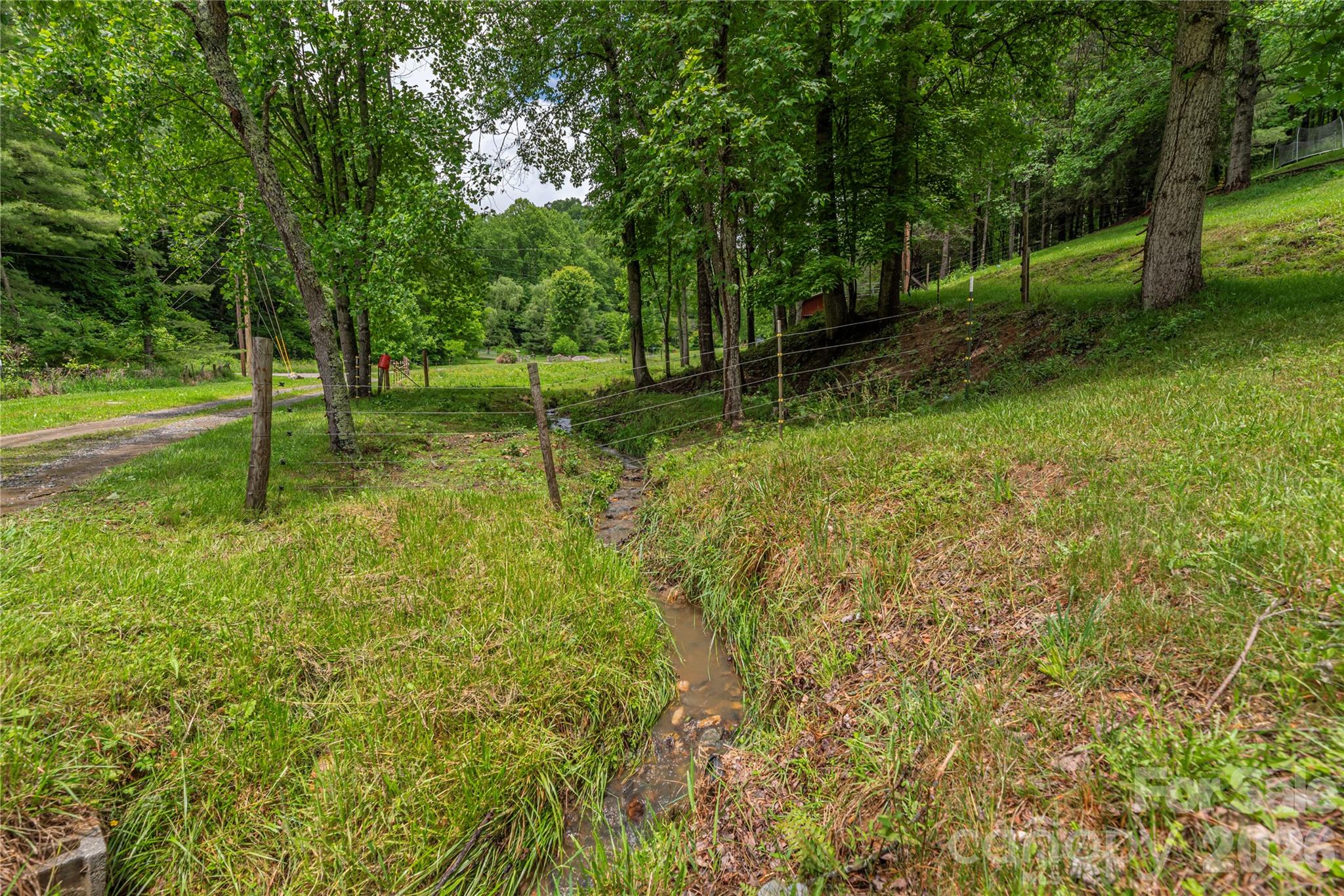 262 Gibson Branch Road — Clyde