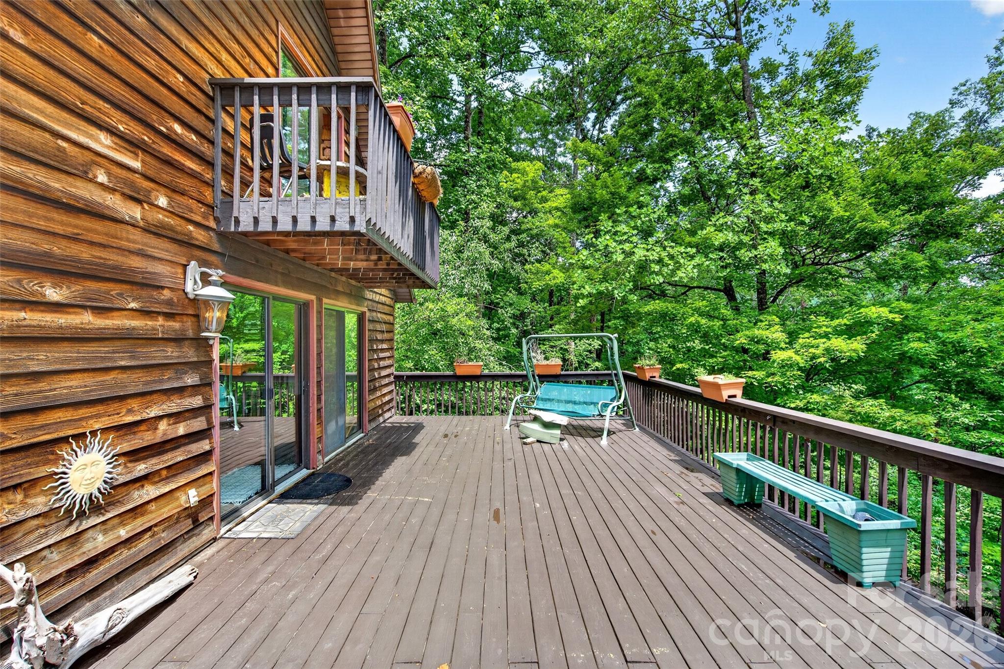 1828 McKenzie Way S — Old Fort