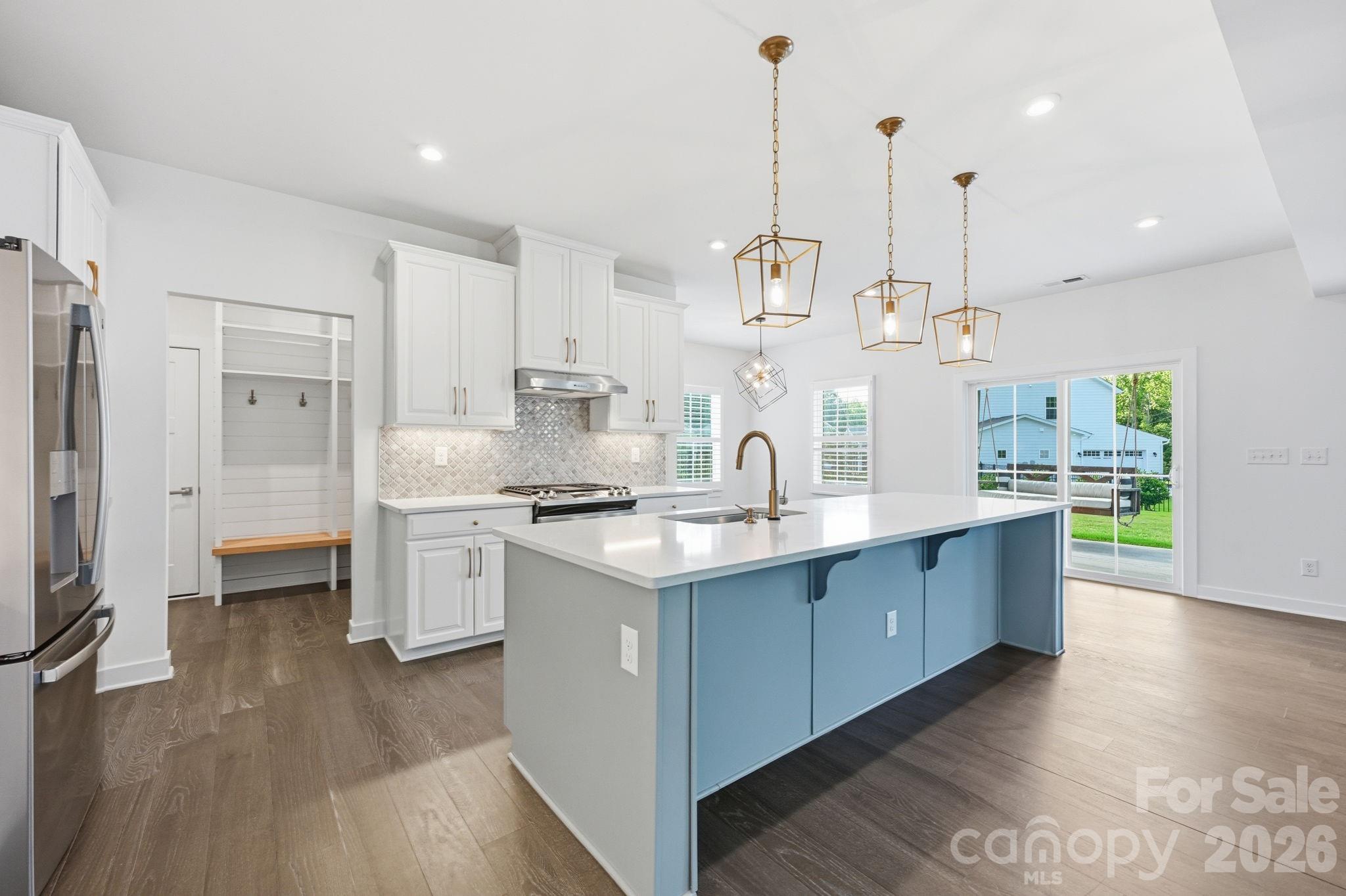 11006 Sound Road — Davidson