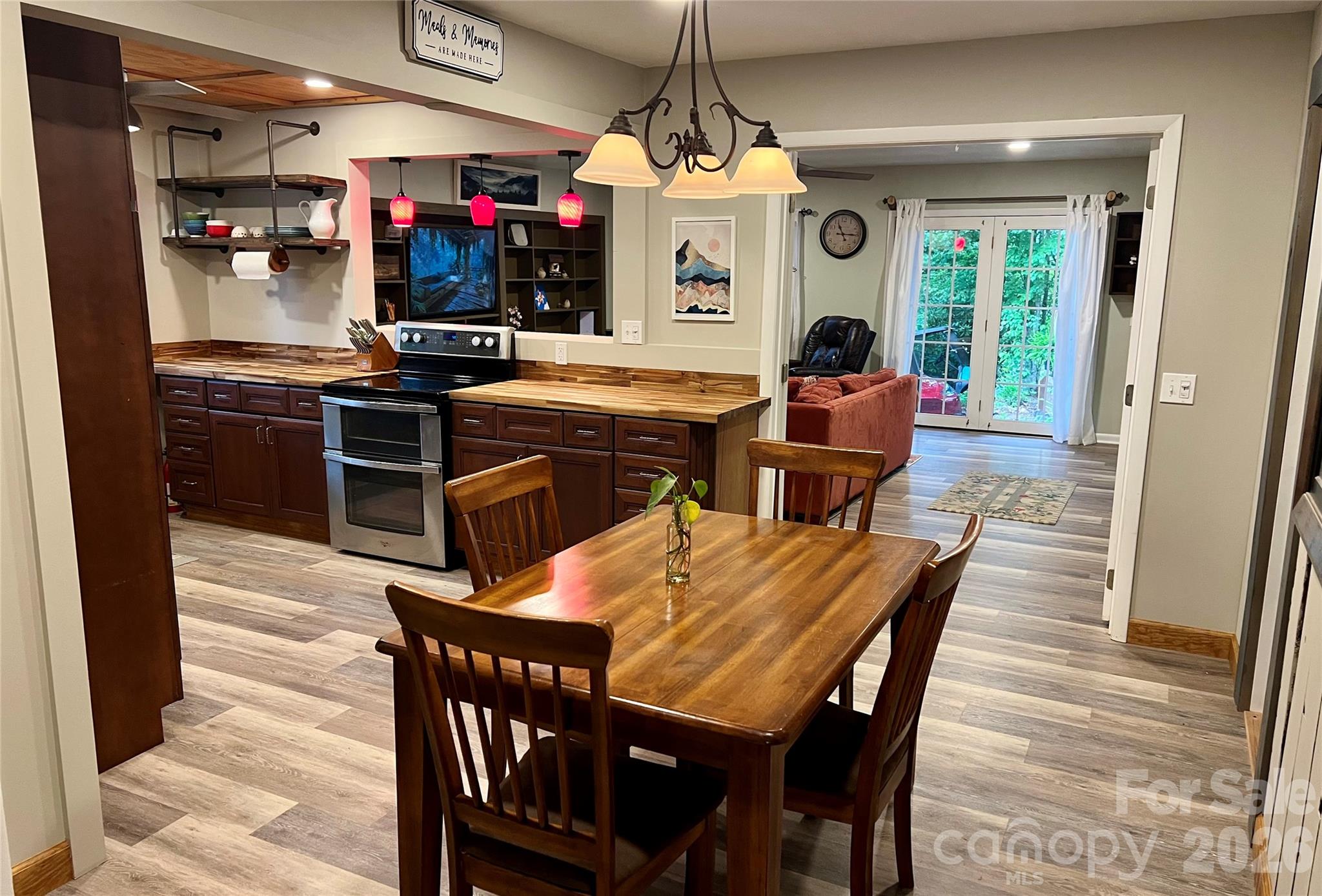 384 Bear Cub Drive — Spruce Pine
