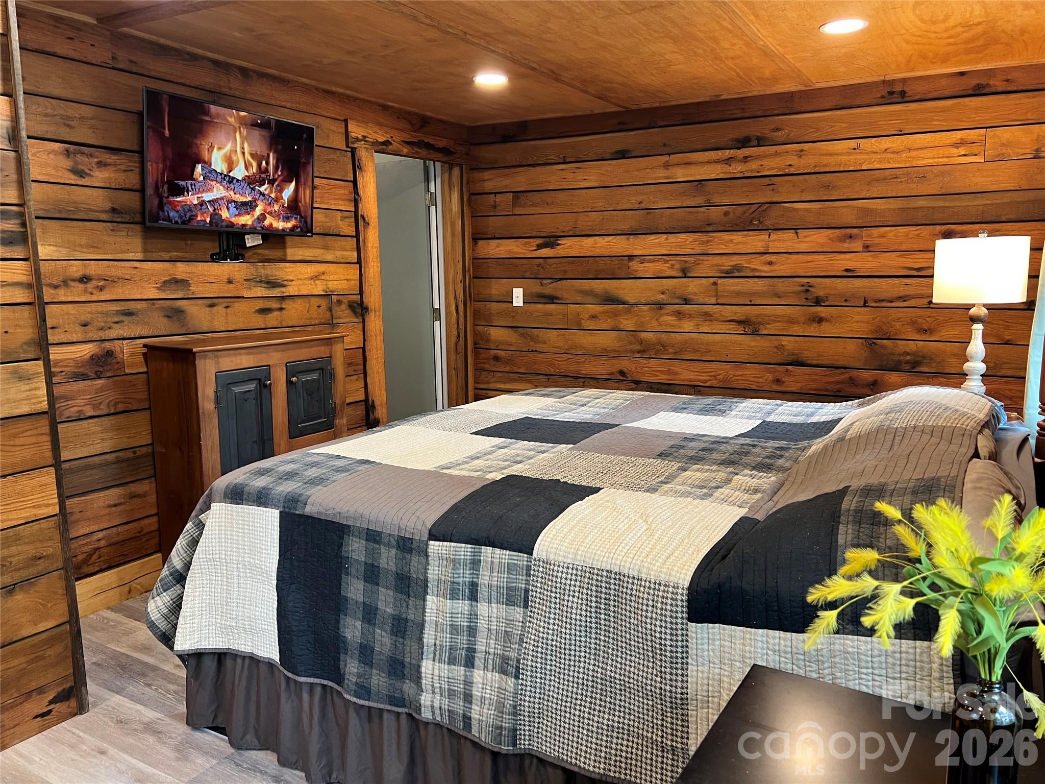 384 Bear Cub Drive — Spruce Pine