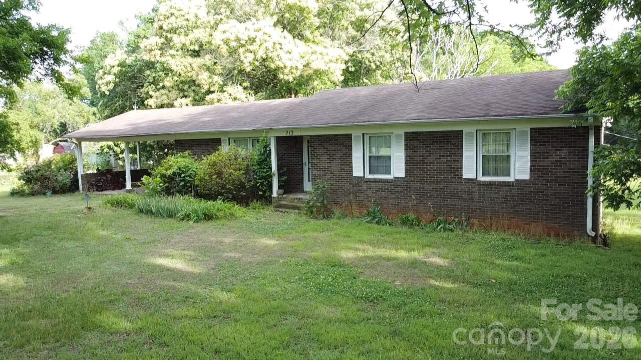 713 Eastbend Lane — Salisbury