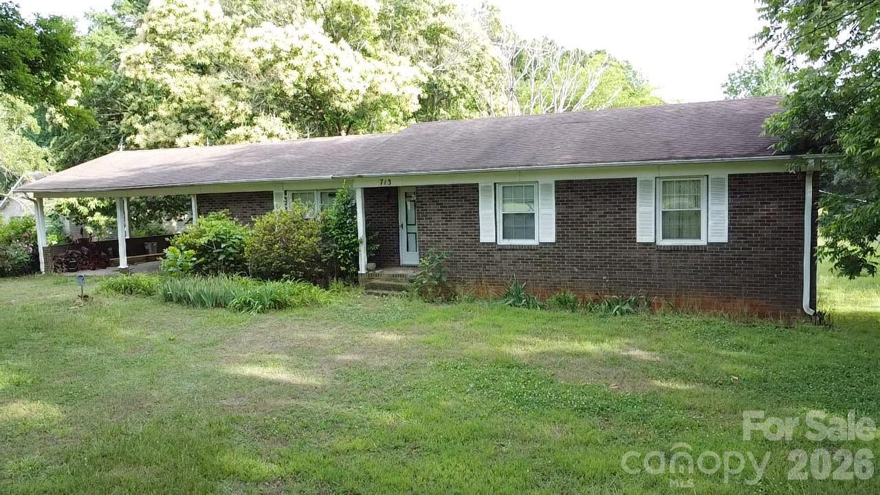 713 Eastbend Lane — Salisbury