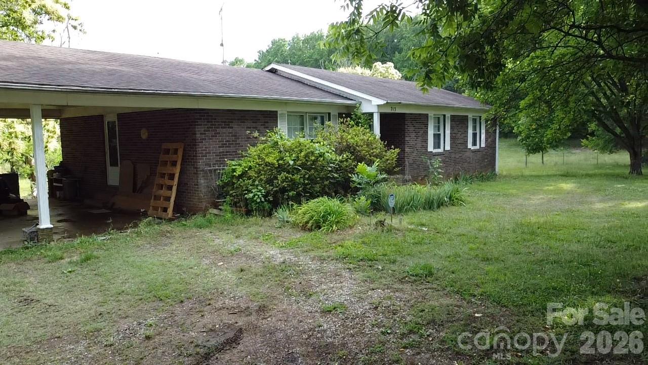 713 Eastbend Lane — Salisbury