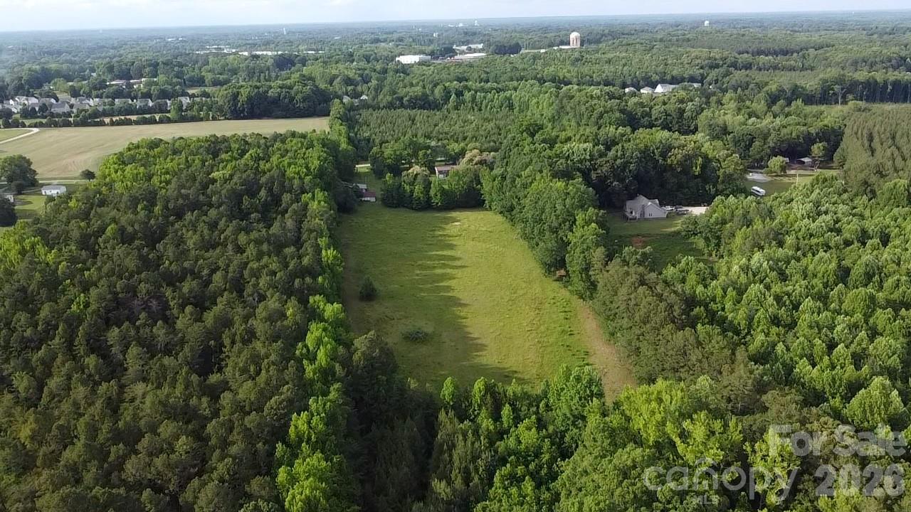 713 Eastbend Lane — Salisbury