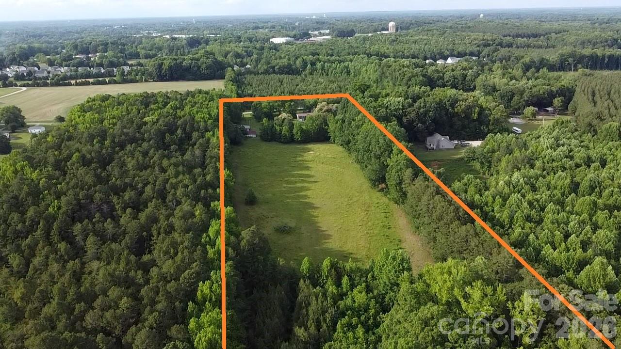 713 Eastbend Lane — Salisbury
