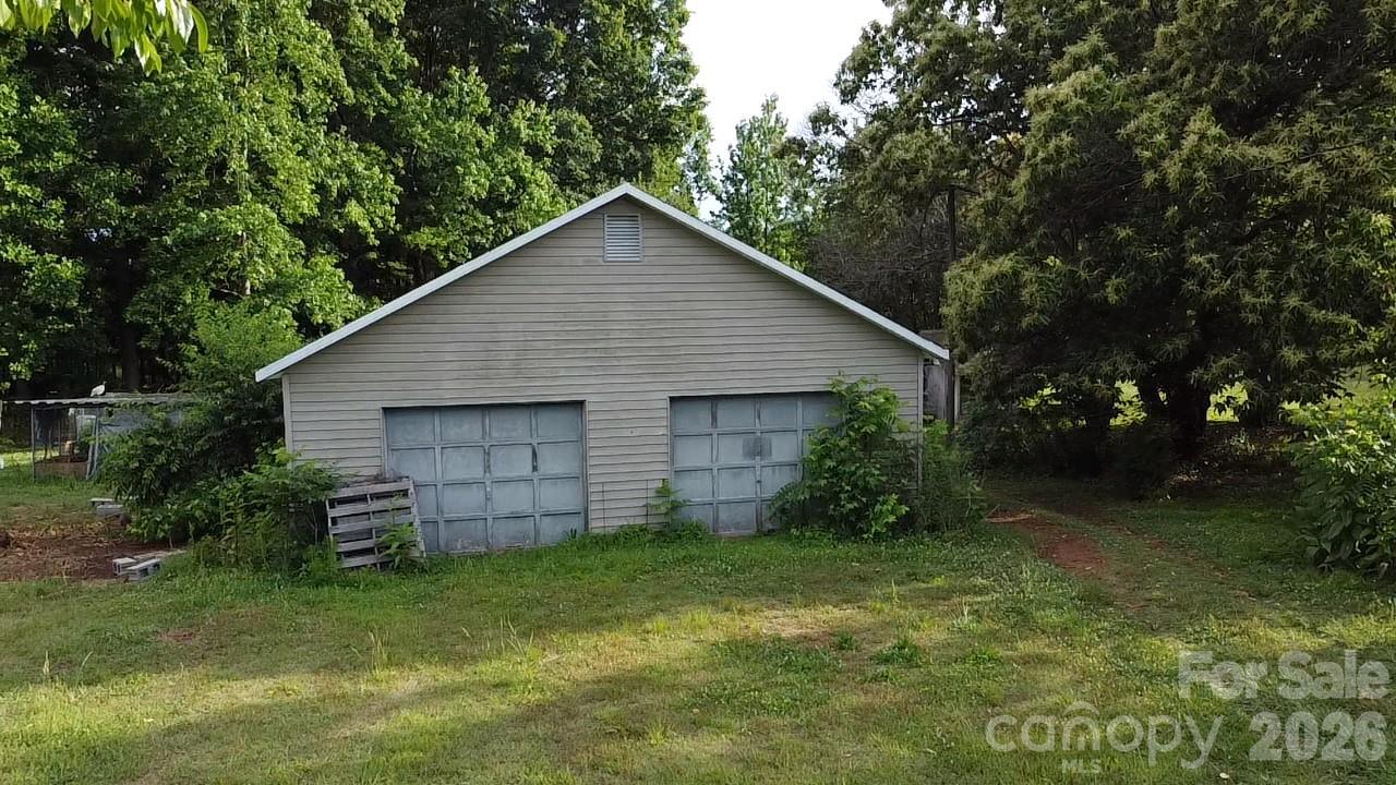 713 Eastbend Lane — Salisbury