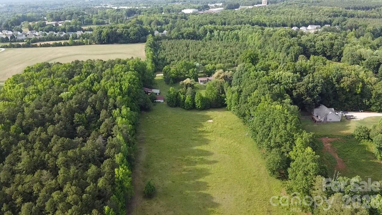 713 Eastbend Lane — Salisbury