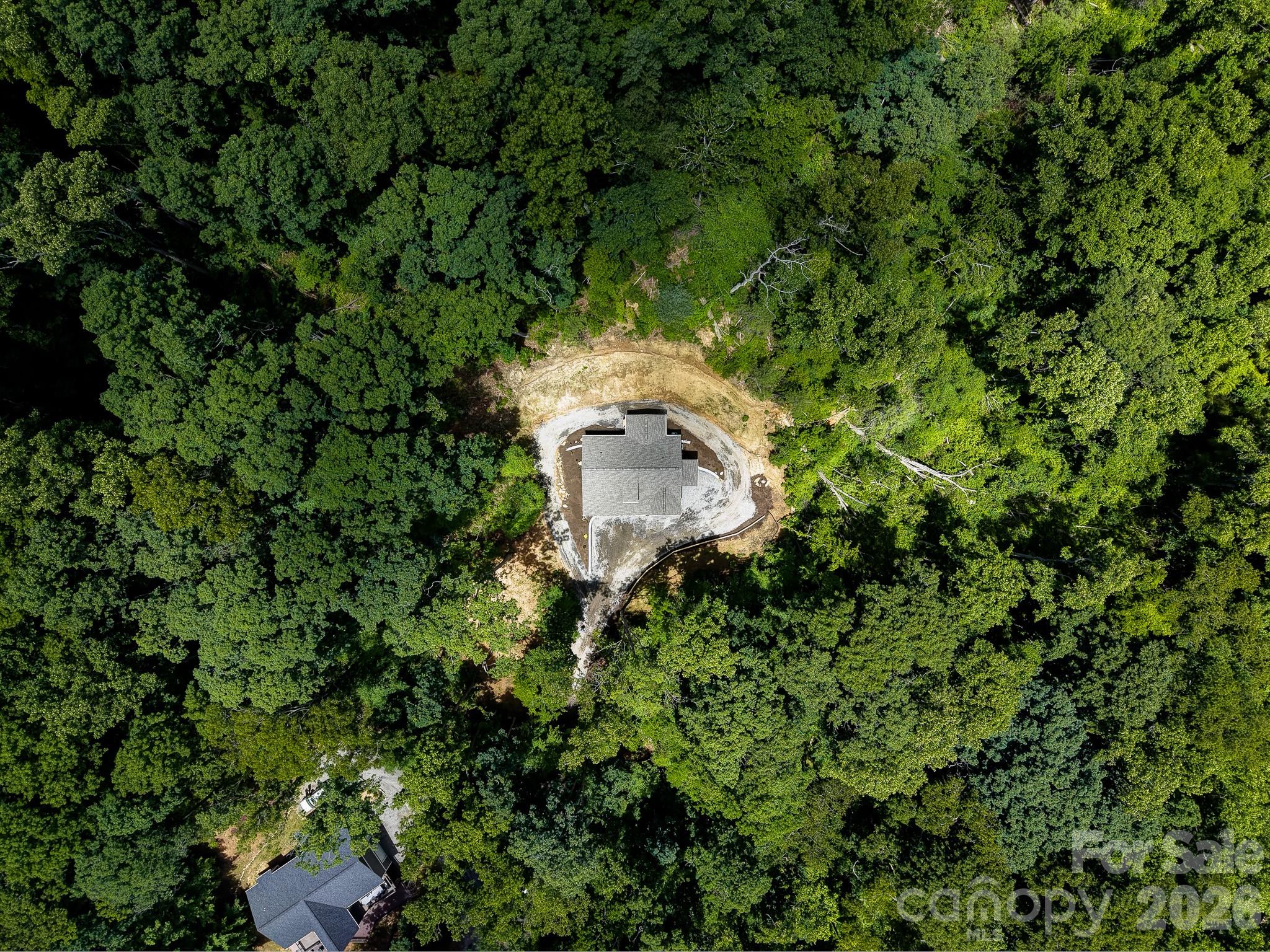73 Rocking Porch Road — Asheville