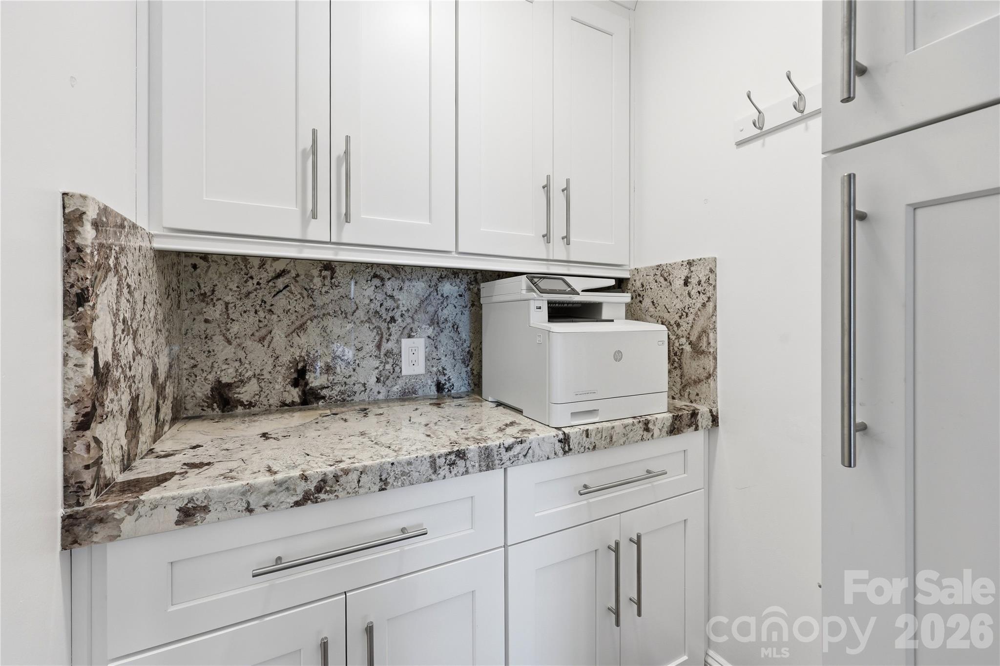 420 Skysail Road — Salisbury