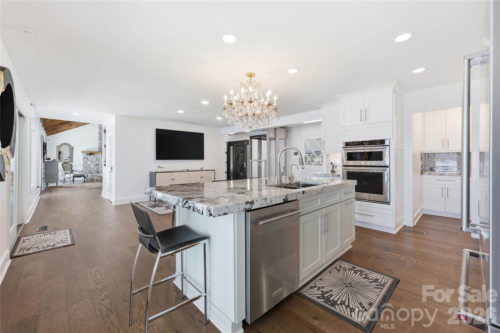 420 Skysail Road — Salisbury