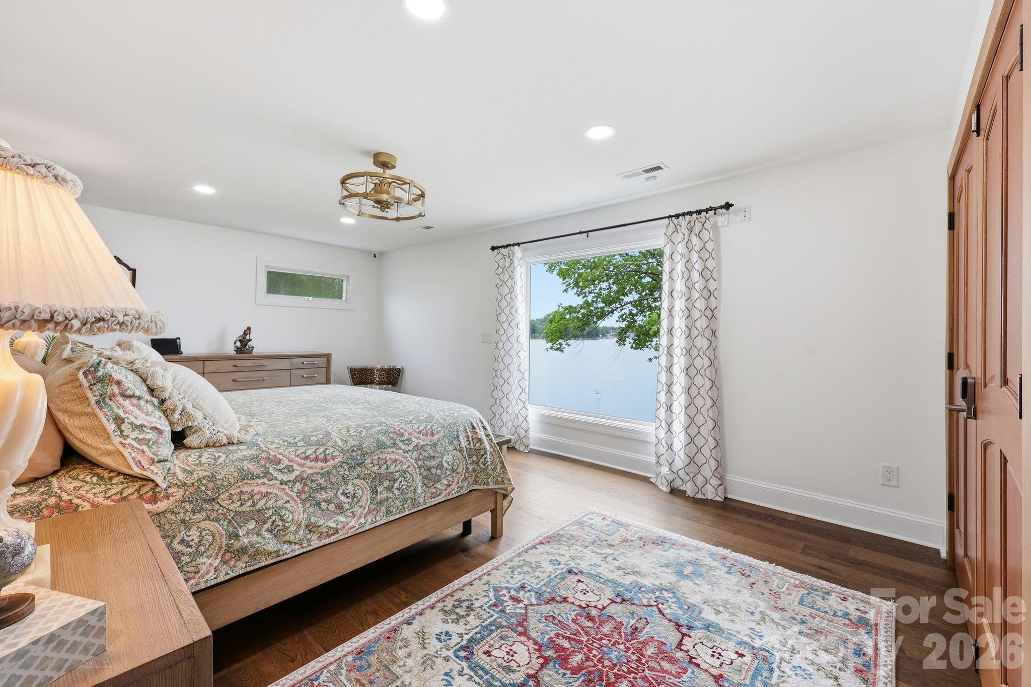 420 Skysail Road — Salisbury