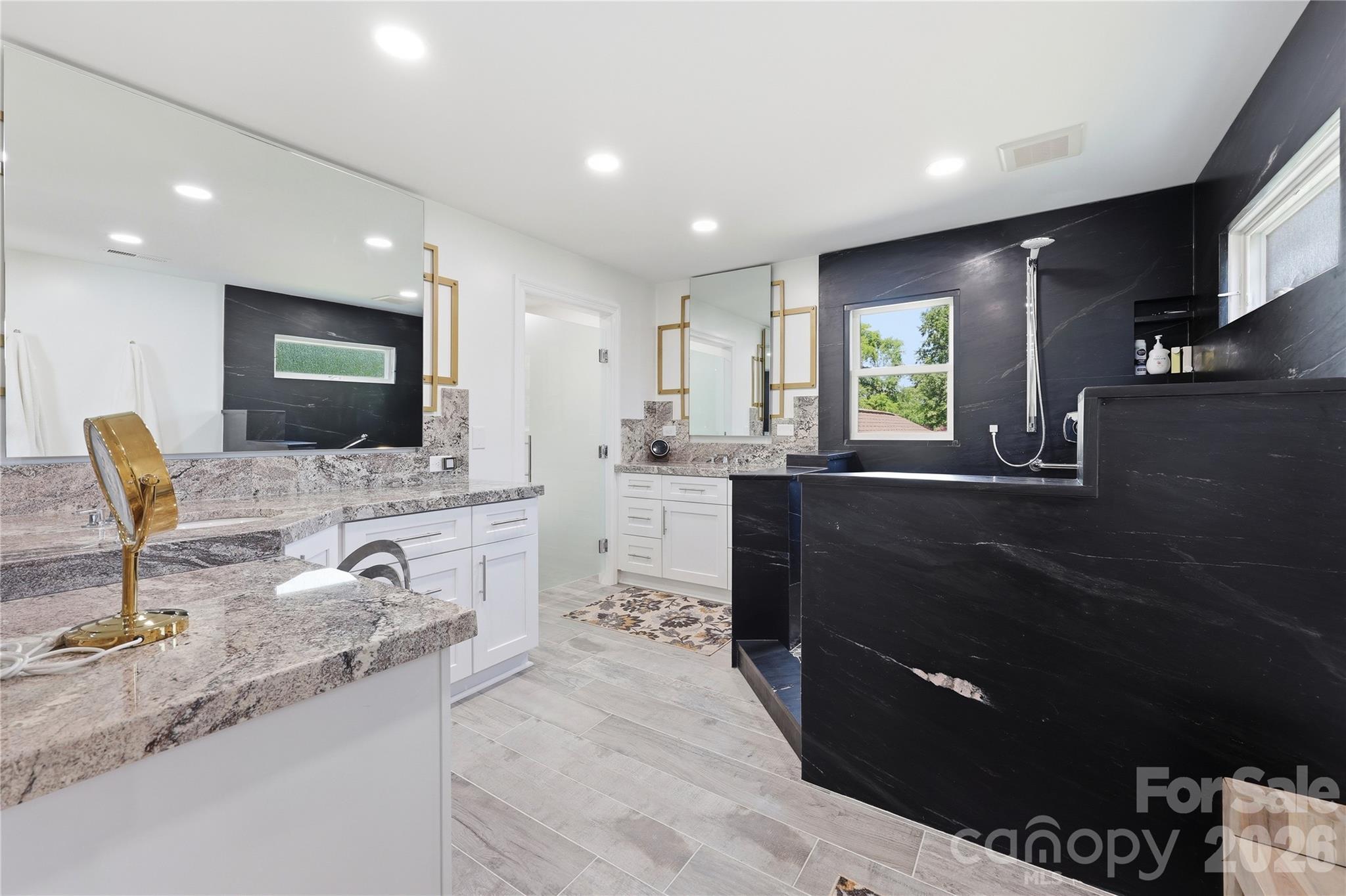 420 Skysail Road — Salisbury